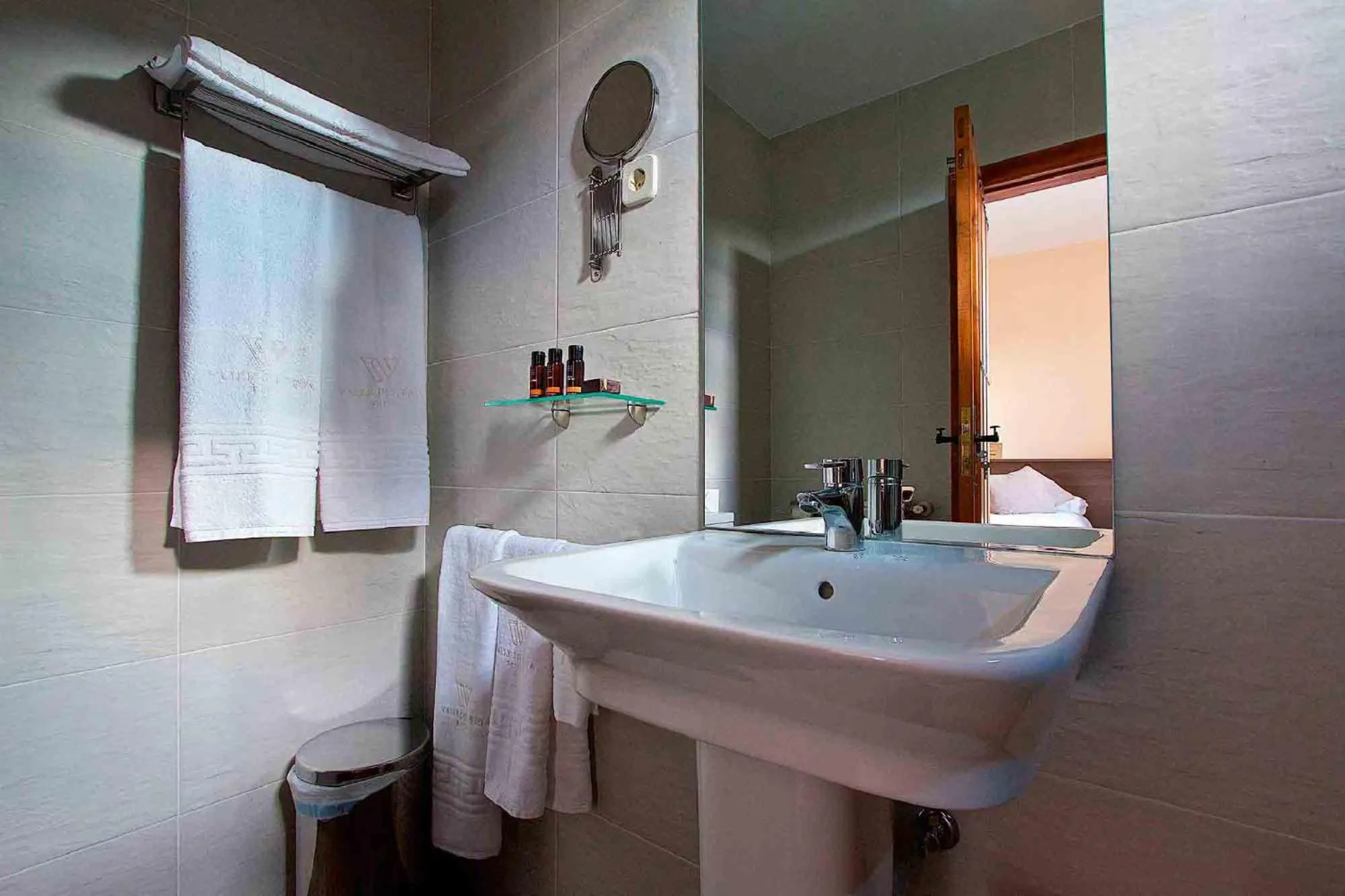 Valle Del Eria Hotel