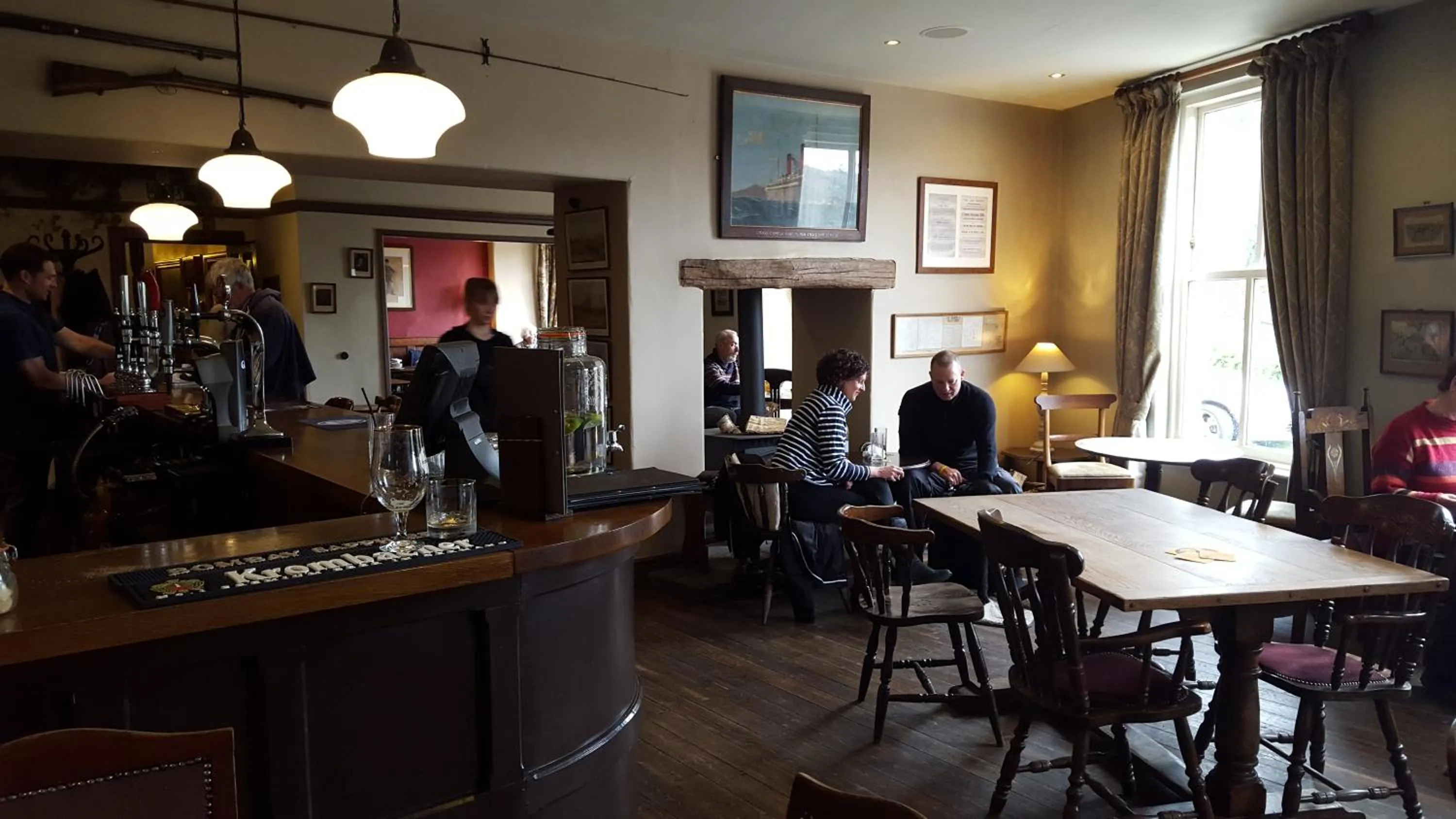 Restaurant/places to eat in The Cuckoo Brow Inn