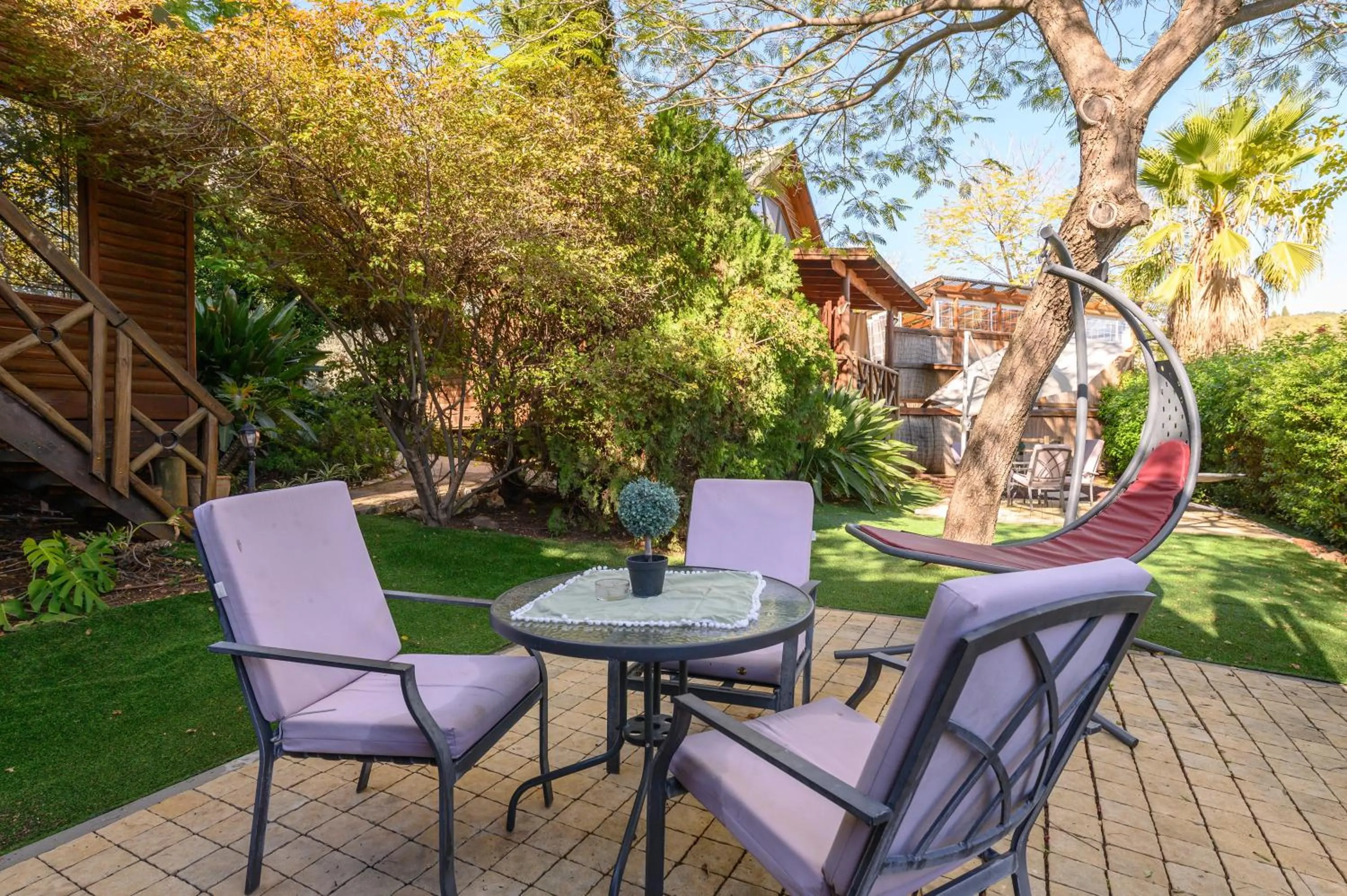 Patio in Rosh Pinat Noy