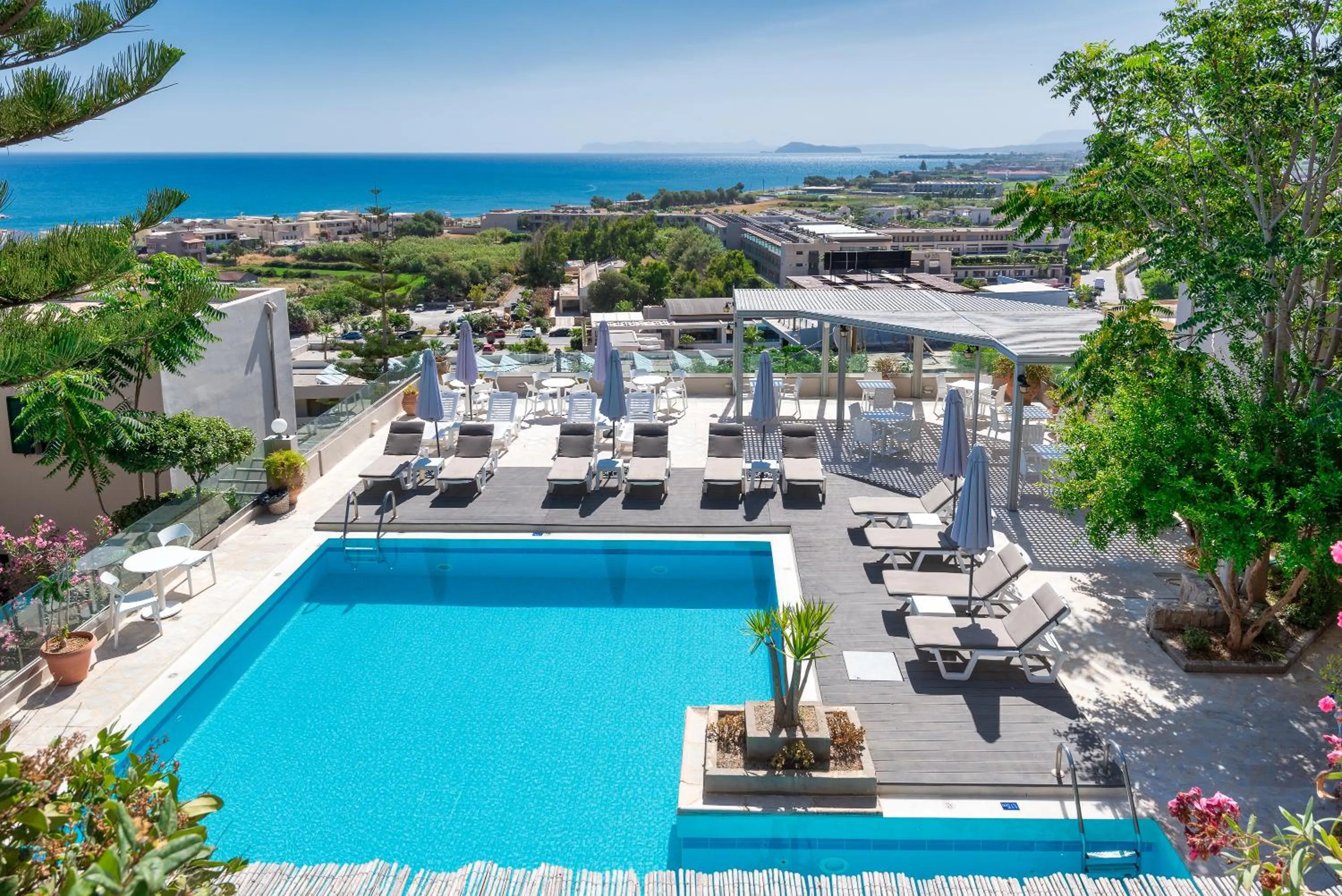 Swimming pool in Aphea Village