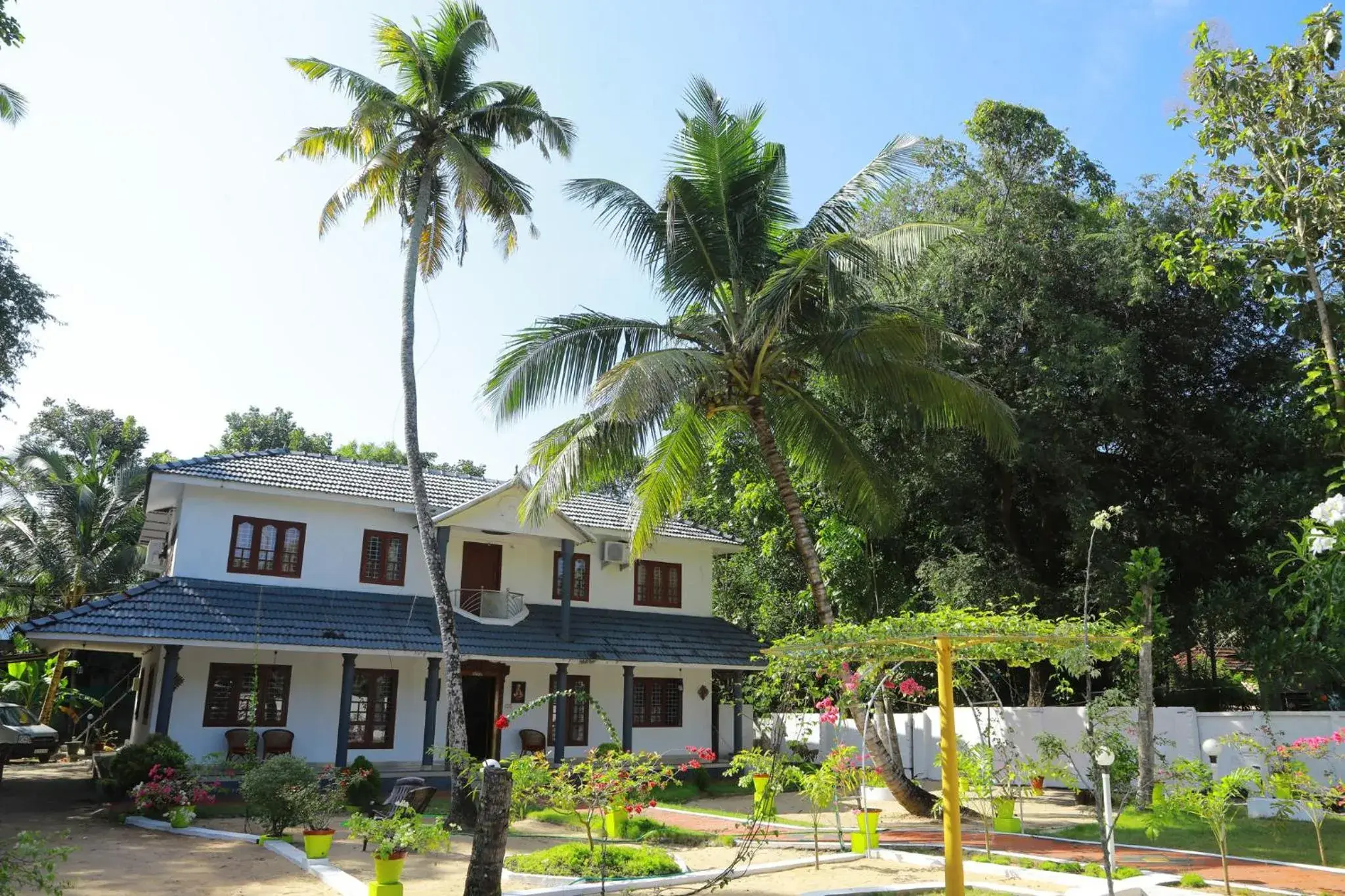 Marari PeterLand Marari PeterLand