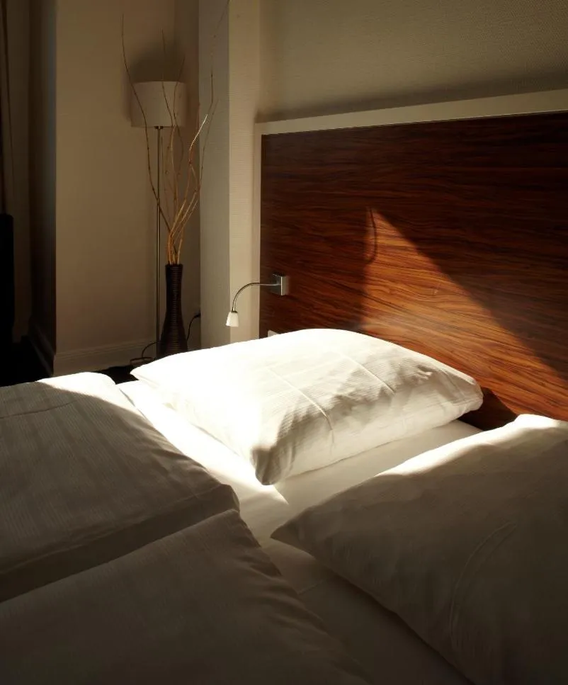 Bed in Hotel Excellent