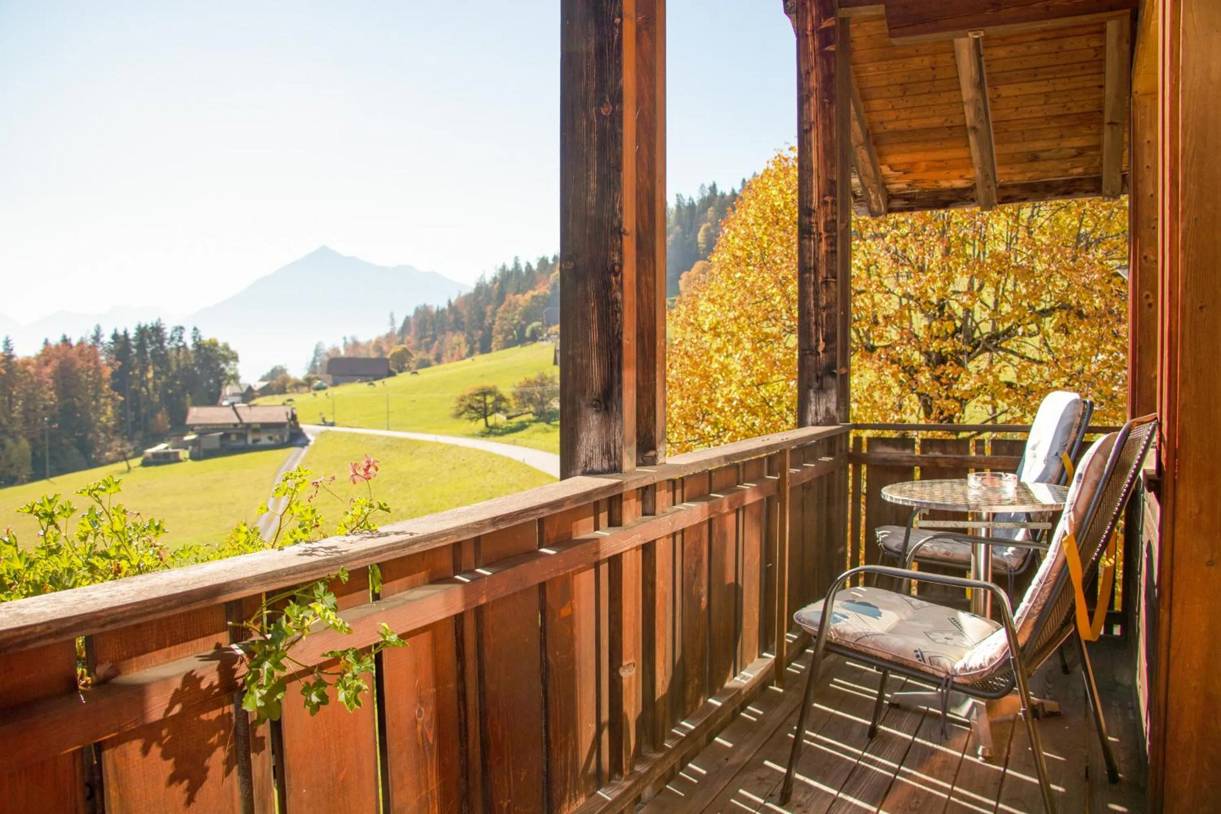 Staff in Hotel Rothorn Vintage-Style