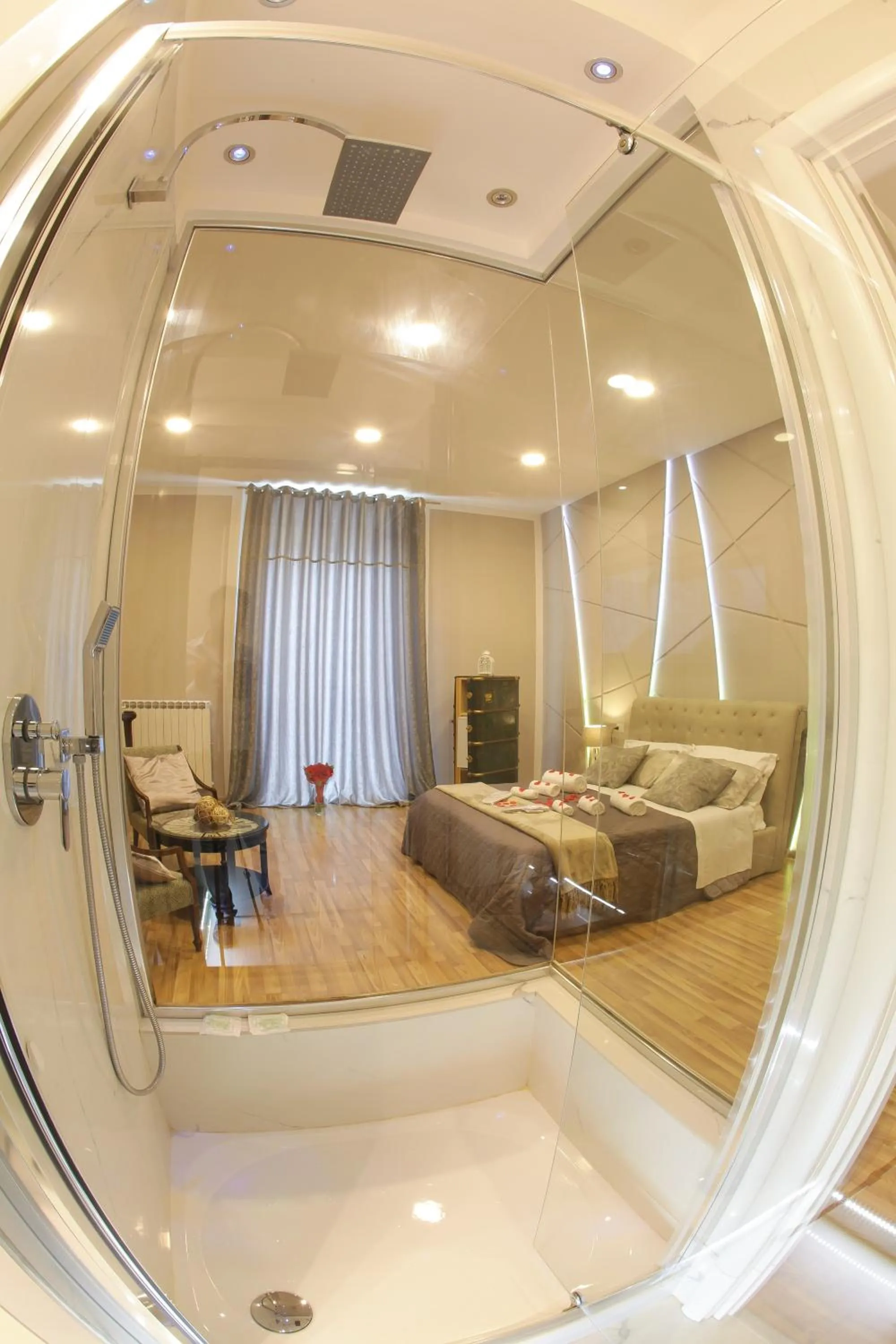 Bed in REGGIA & DINTORNI ROOMS A CASERTA