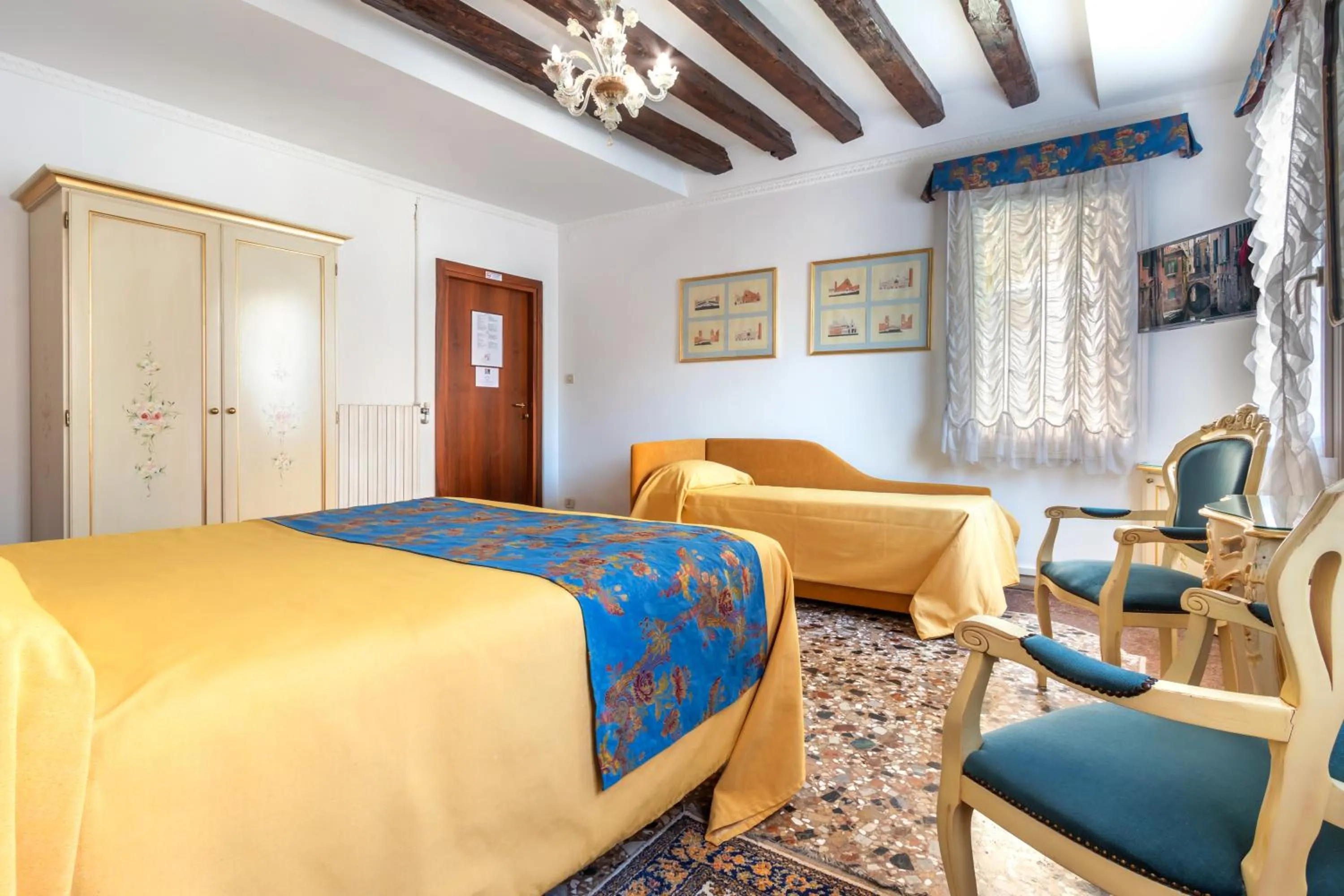 Bed in Hotel Casa Boccassini