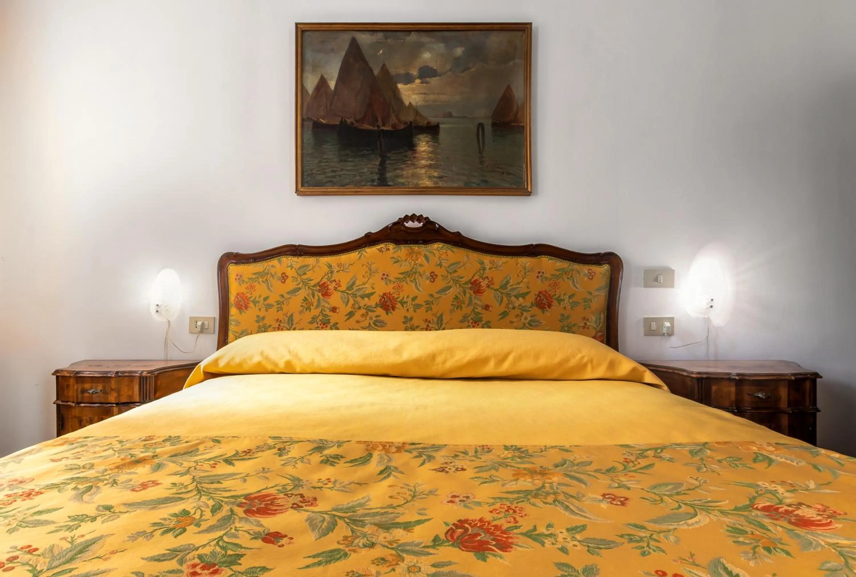 Bed in Hotel Casa Boccassini