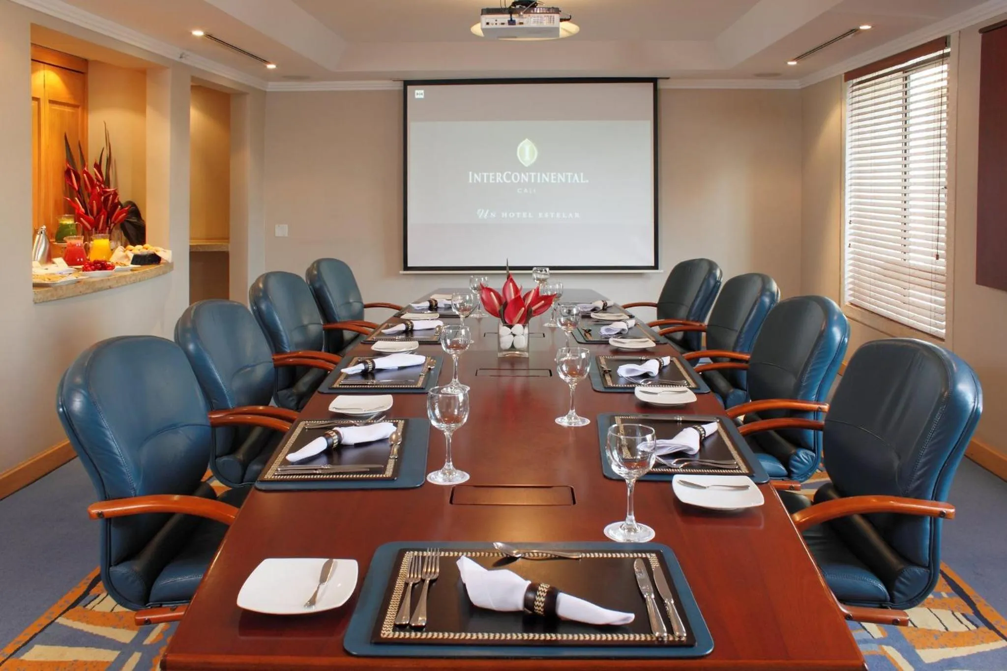 Meeting/conference room in Hotel Intercontinental Cali by IHG