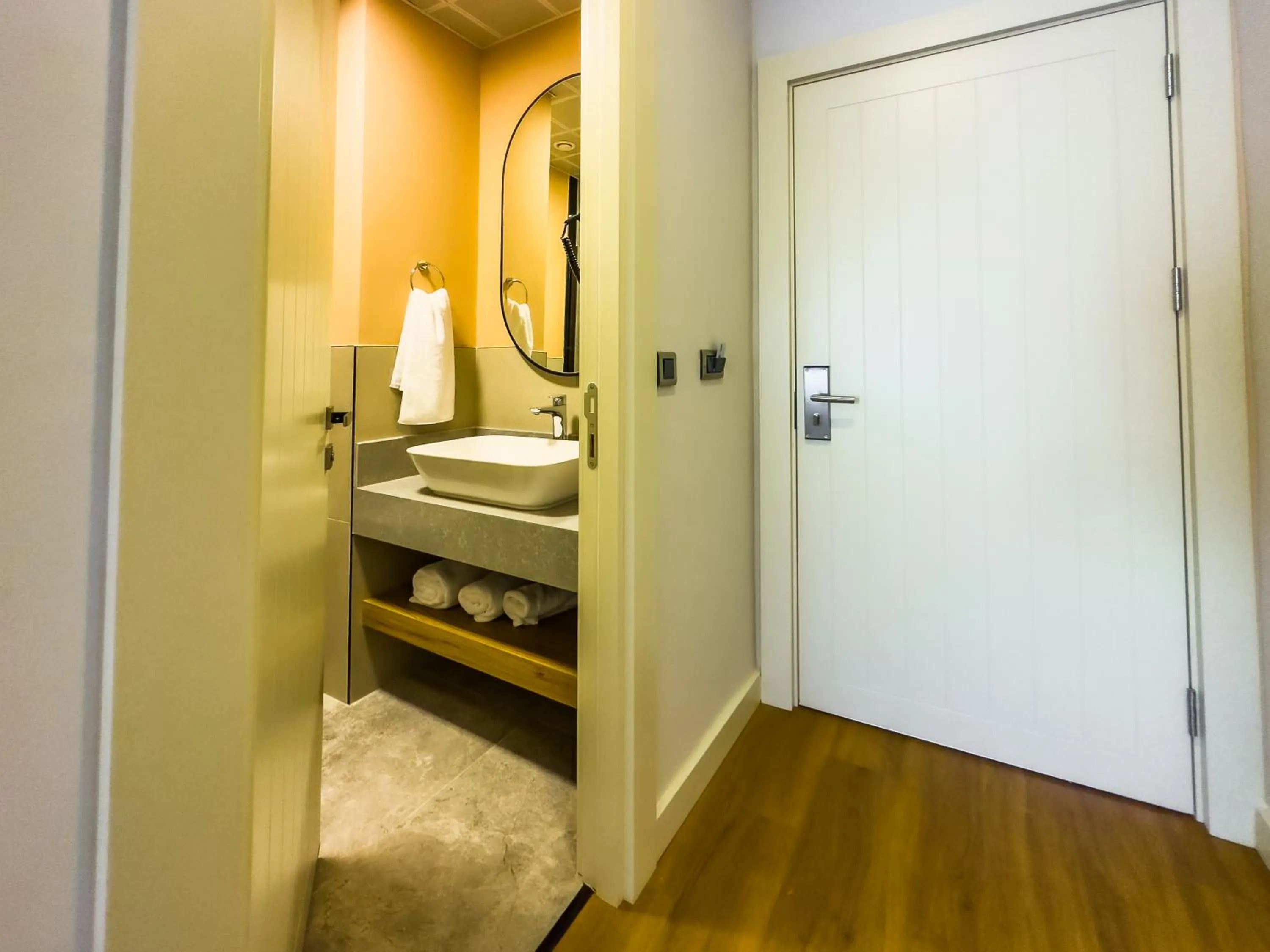 Bed in Dedeoğlu Port Hotel