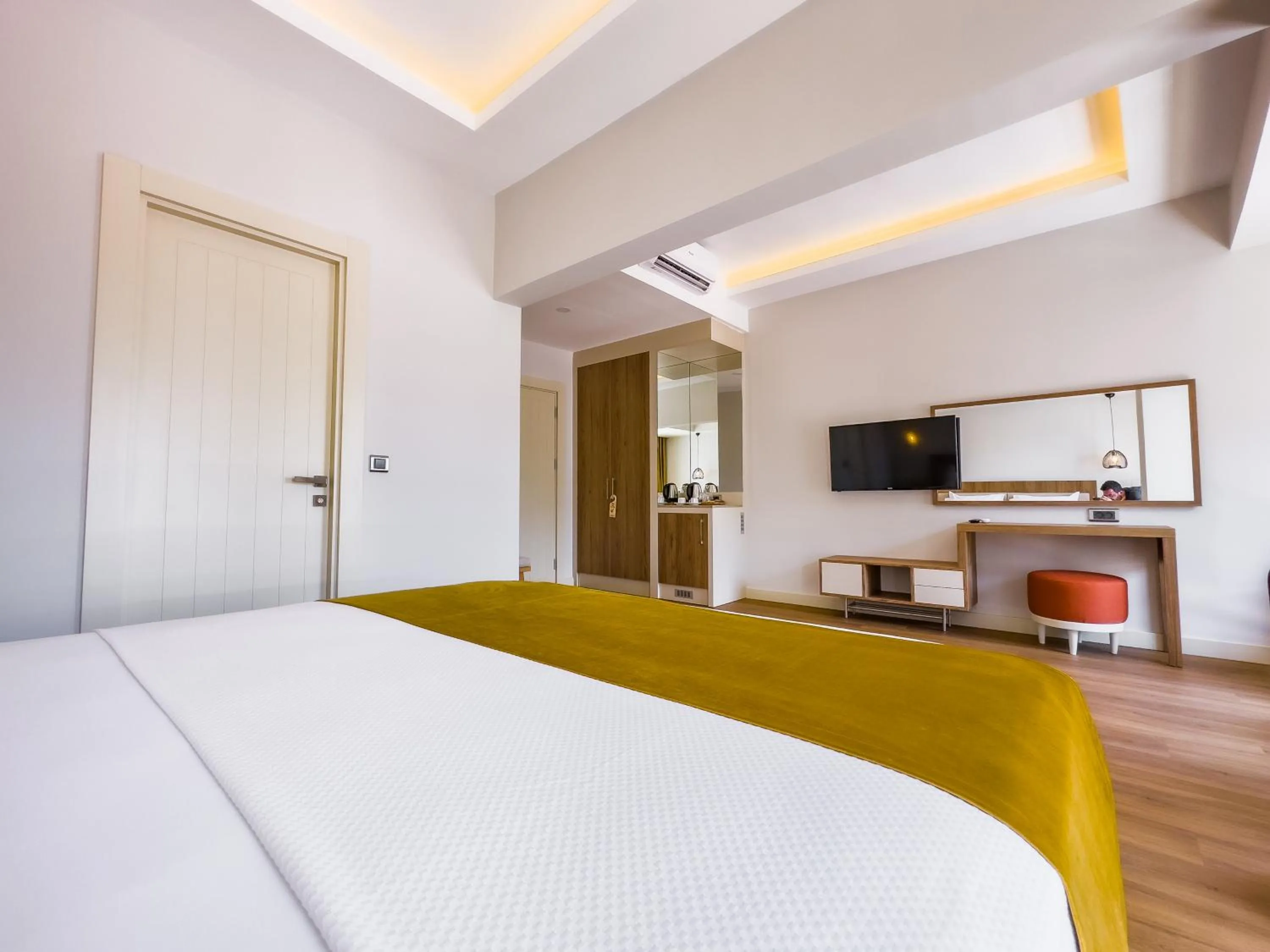 Bed in Dedeoğlu Port Hotel