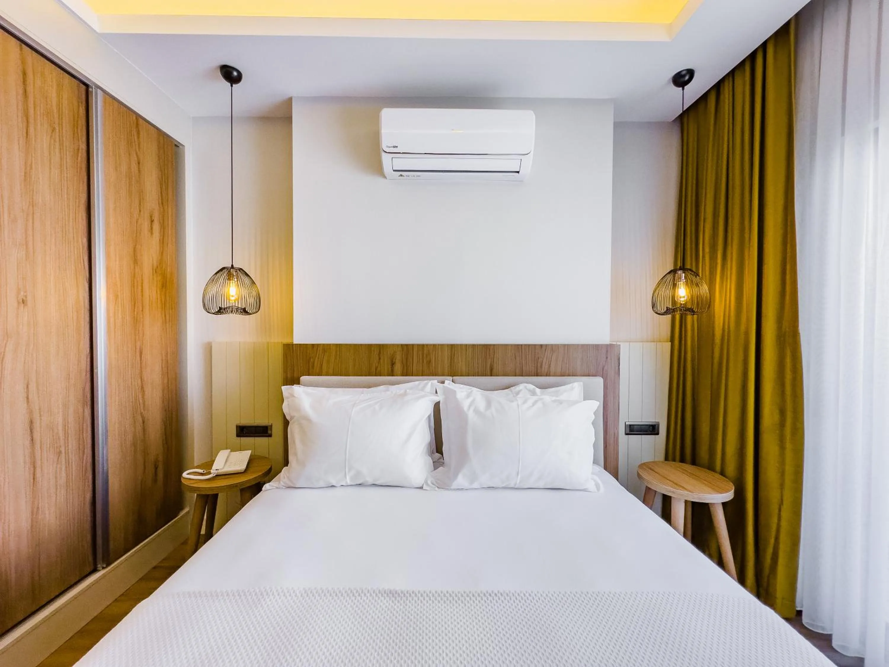 Bed in Dedeoğlu Port Hotel