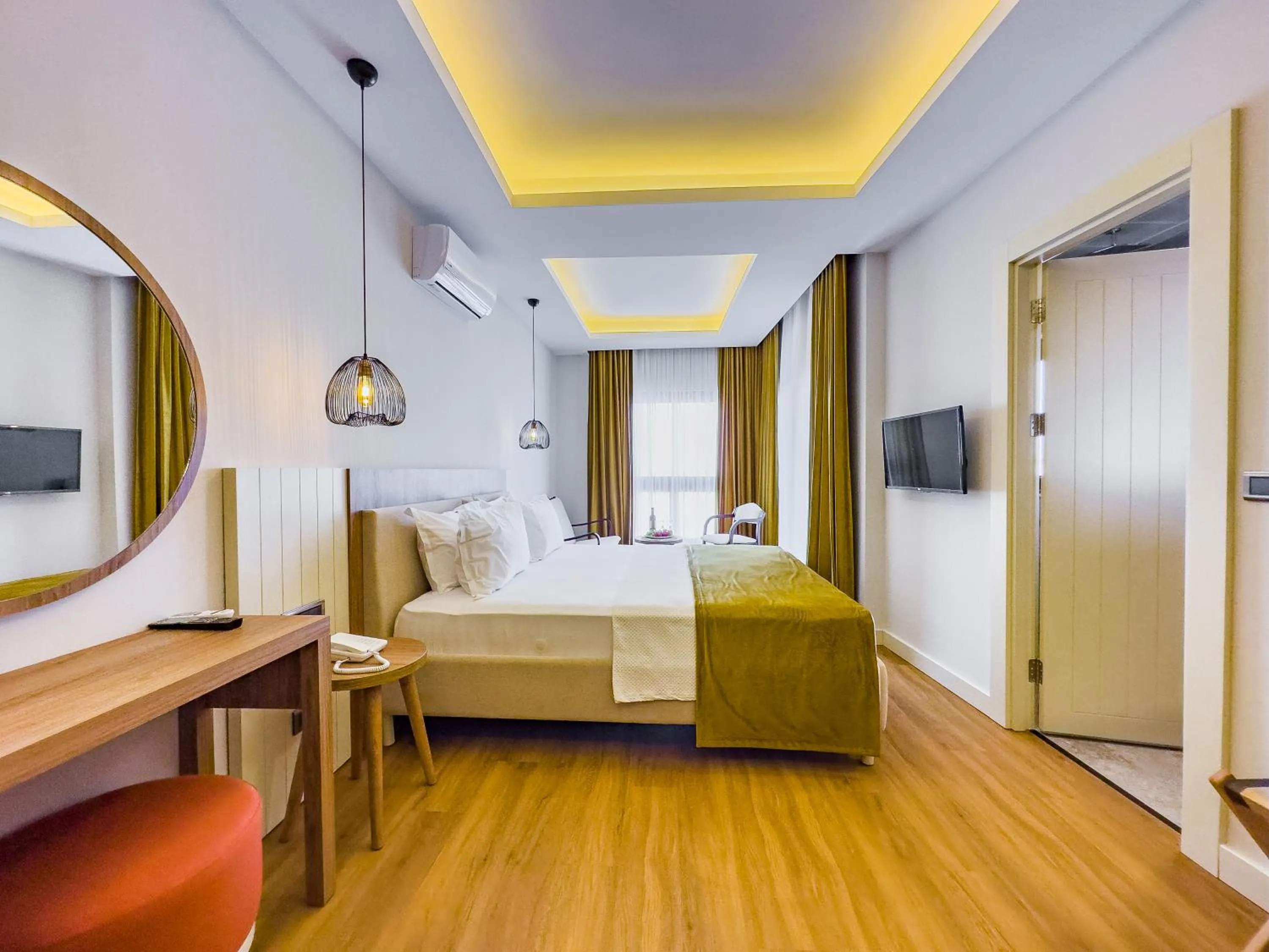 Bed in Dedeoğlu Port Hotel