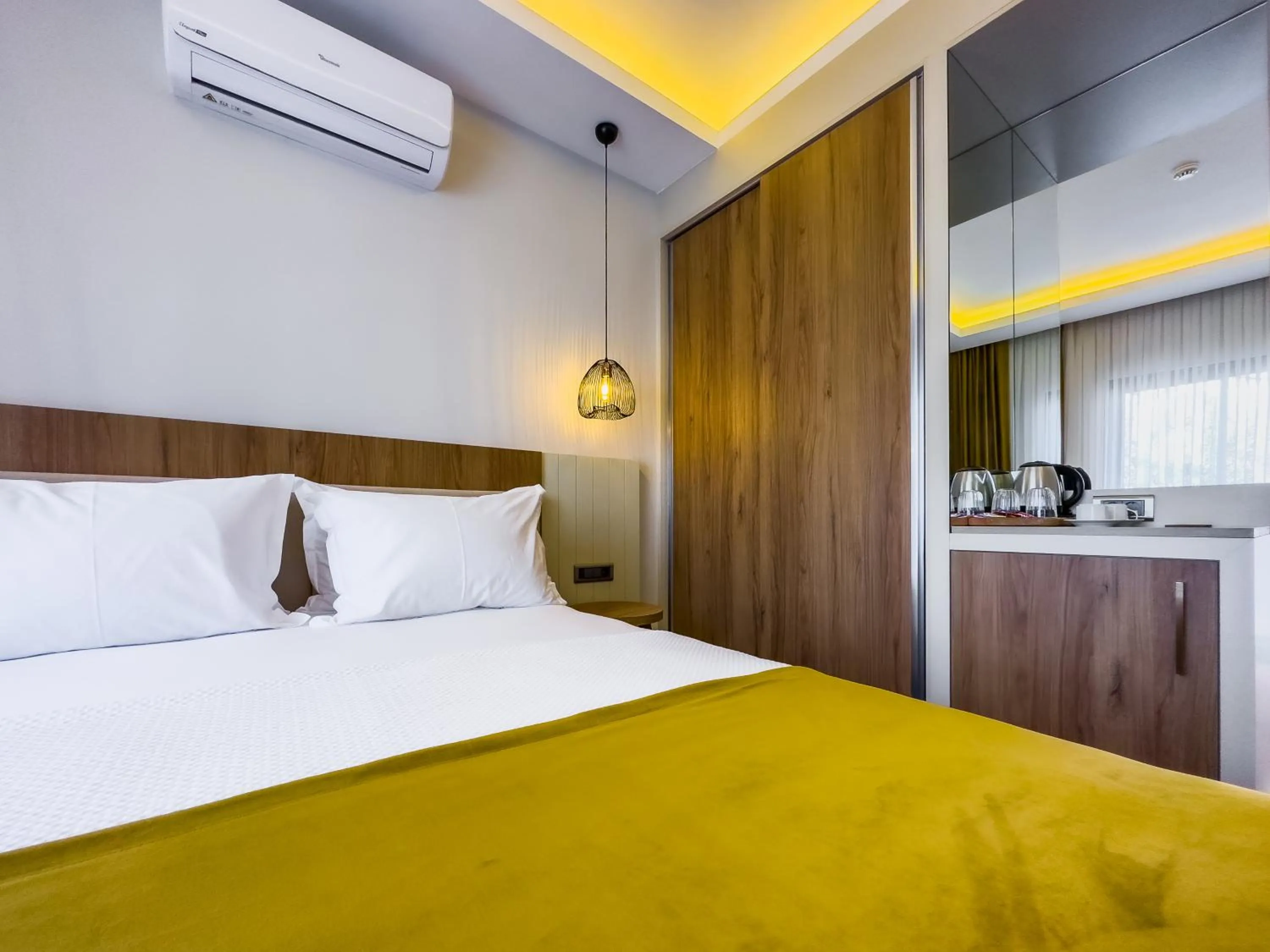 Bed in Dedeoğlu Port Hotel