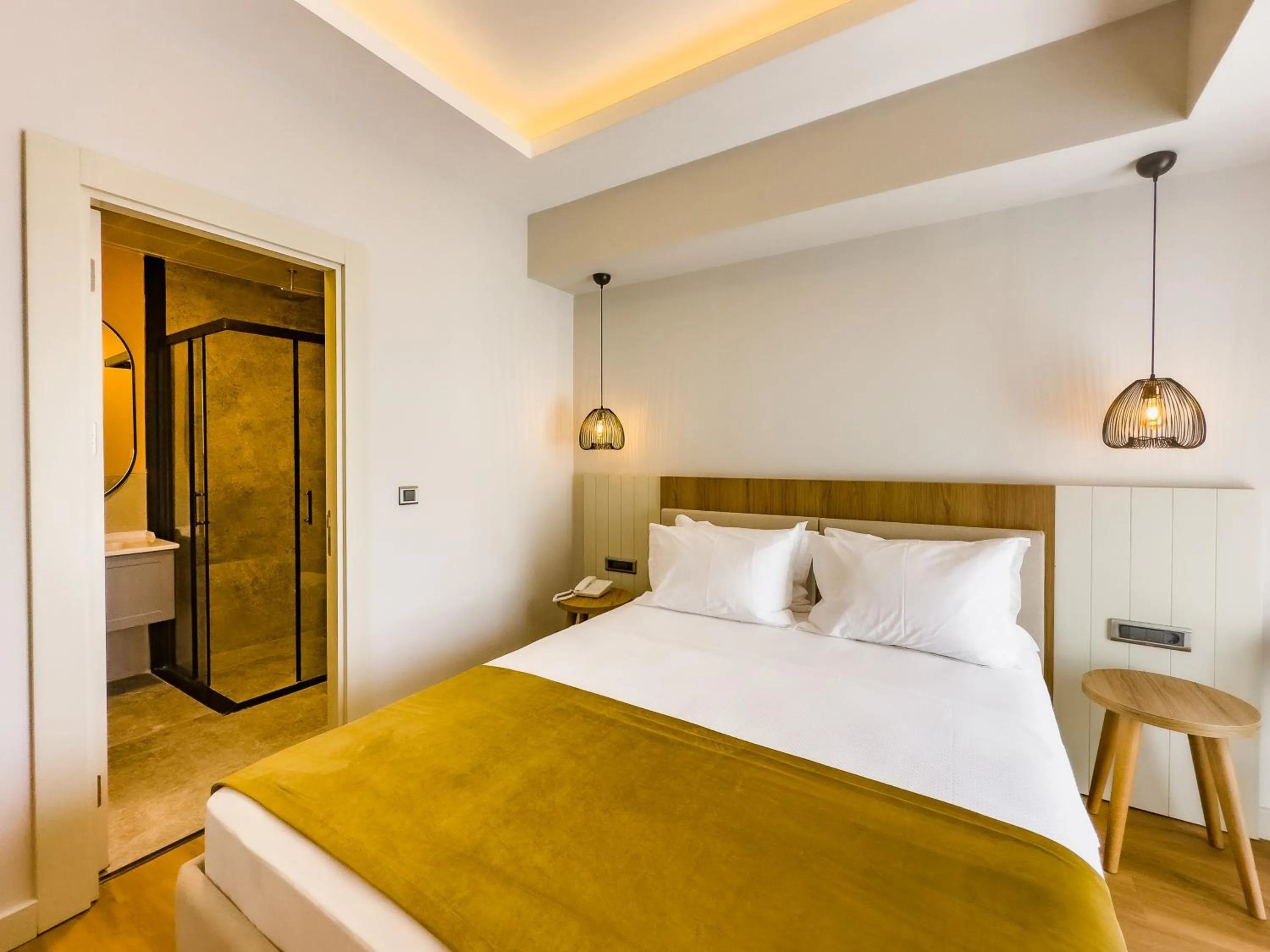 Bed in Dedeoğlu Port Hotel