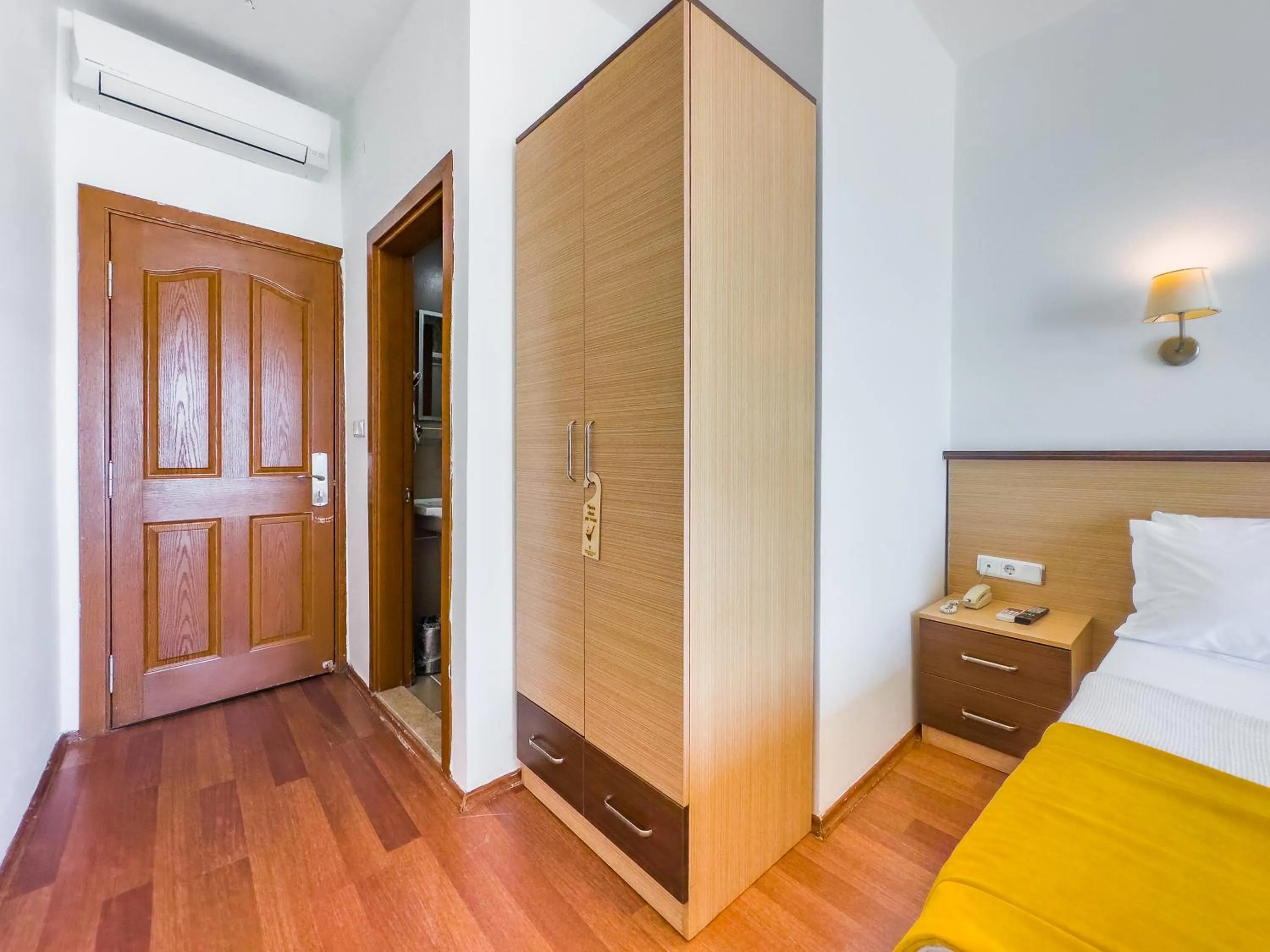 Bed in Dedeoğlu Port Hotel