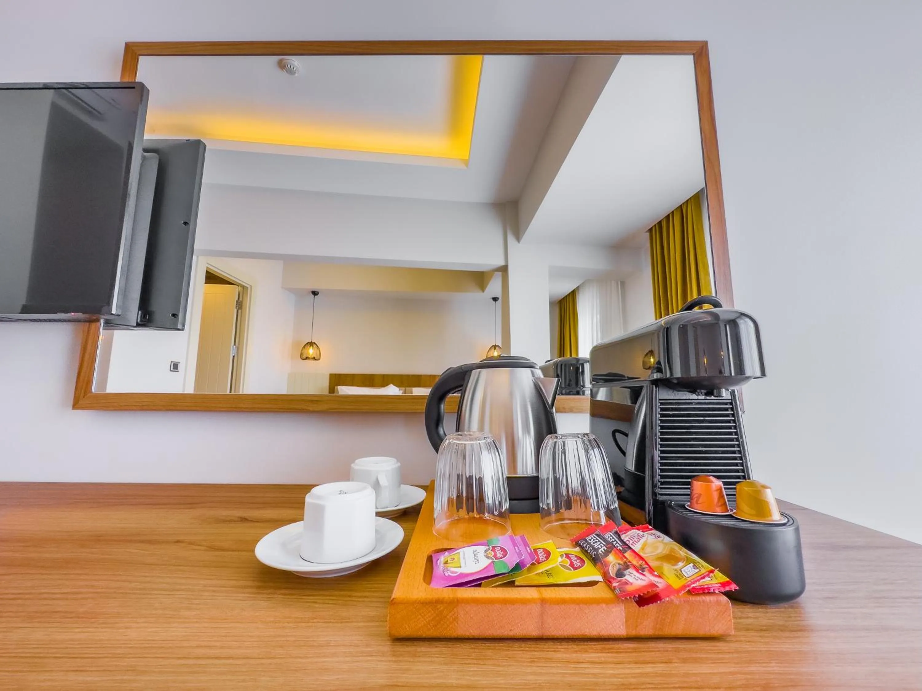 Coffee/tea facilities in Dedeoğlu Port Hotel