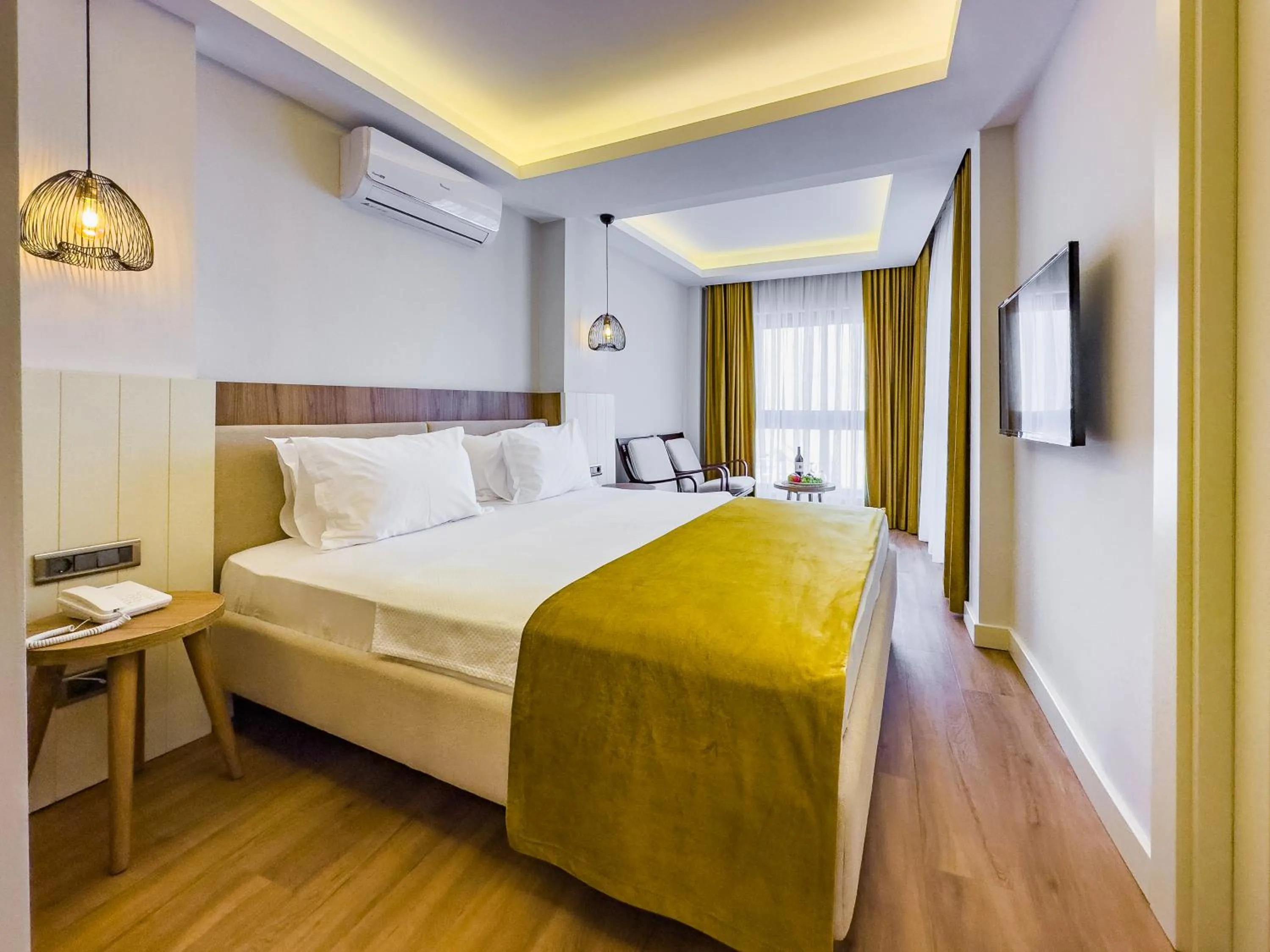 Bed in Dedeoğlu Port Hotel