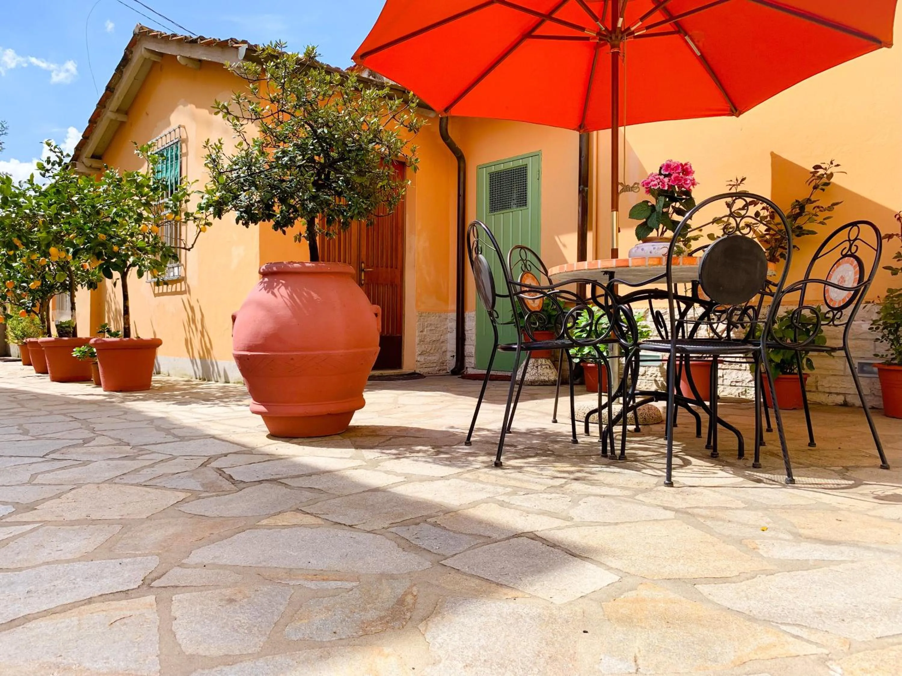 Patio in Cuore di Nozzano Castello