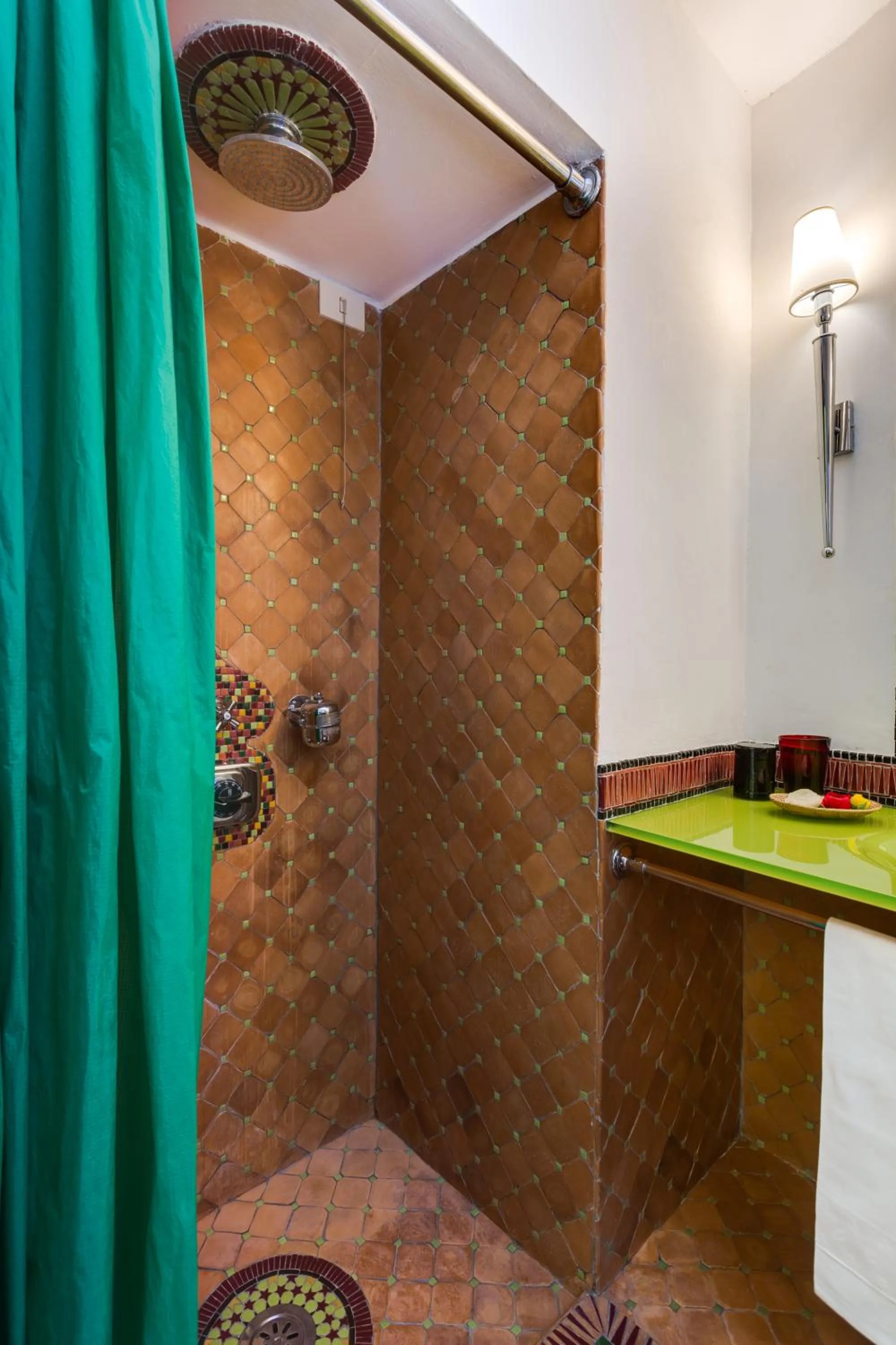 Toilet in Casa Heberart Guest House Sistina