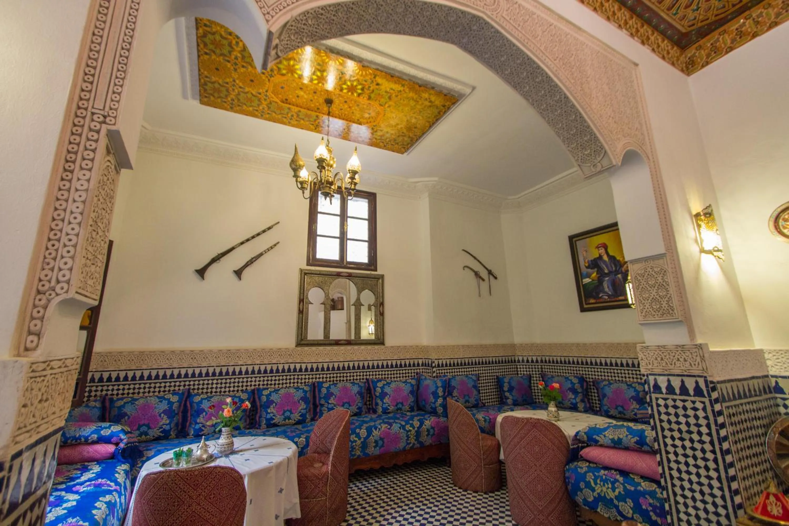 Restaurant/places to eat in Riad Jardin Chrifa