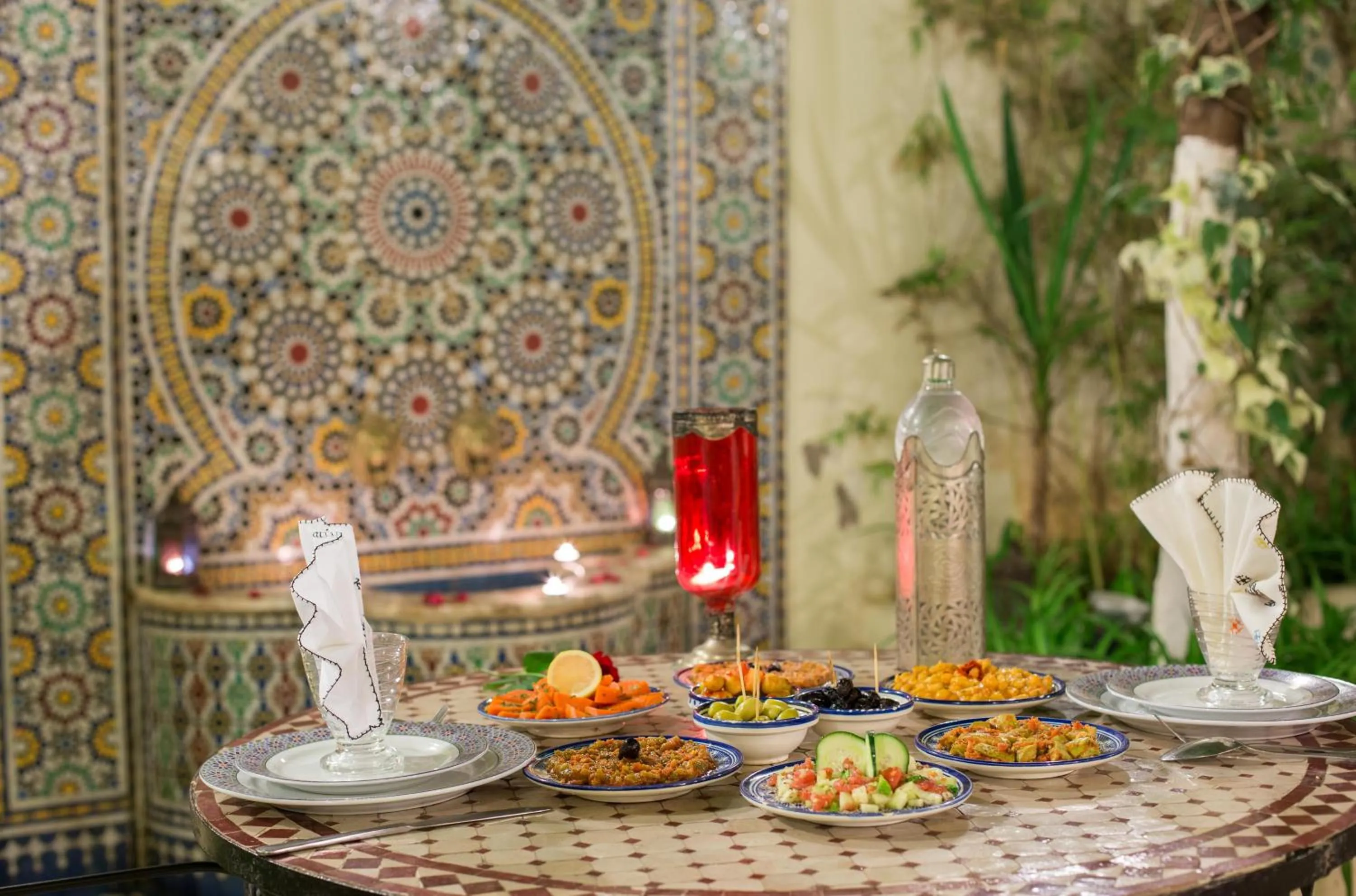 Restaurant/places to eat in Riad Jardin Chrifa