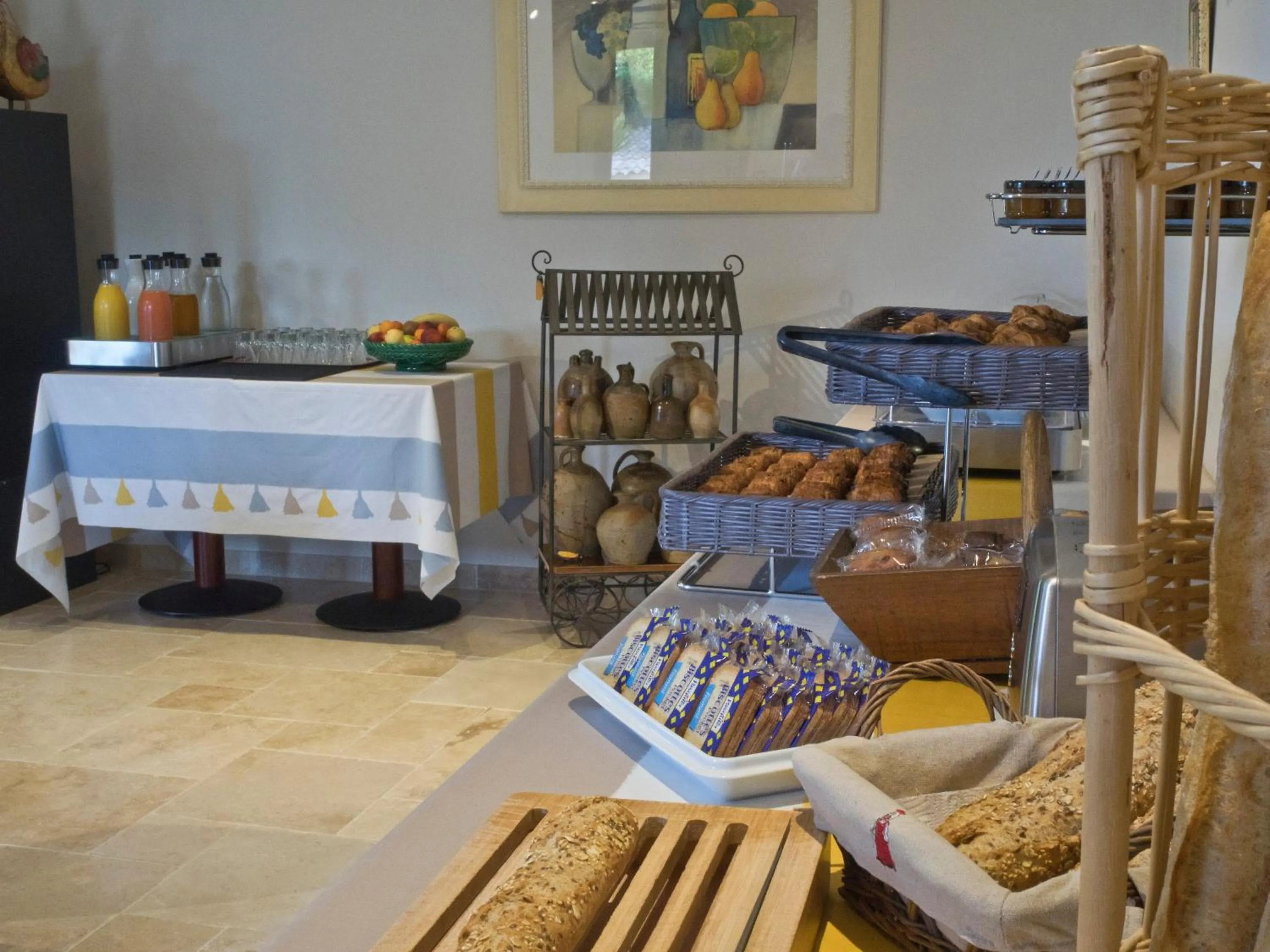 Buffet breakfast in Hotel Les Oliviers