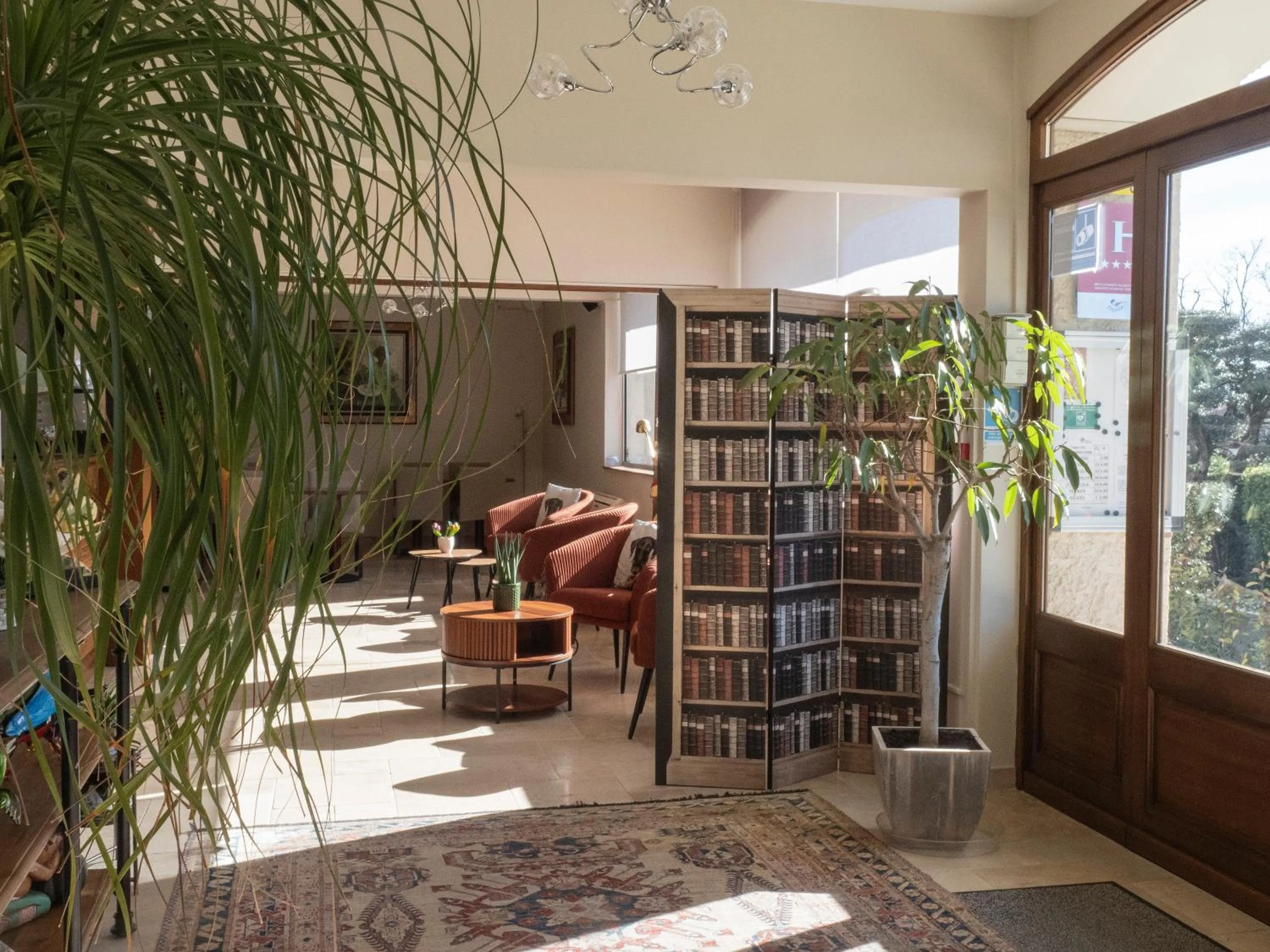 Seating area in Hotel Les Oliviers