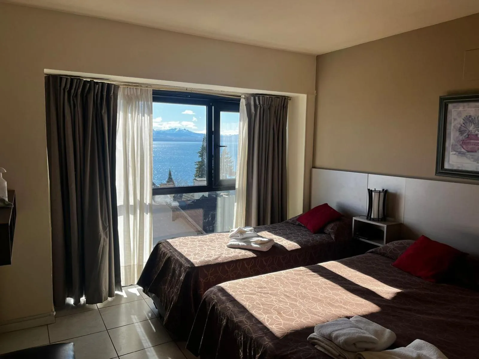 Bed in Hotel Internacional