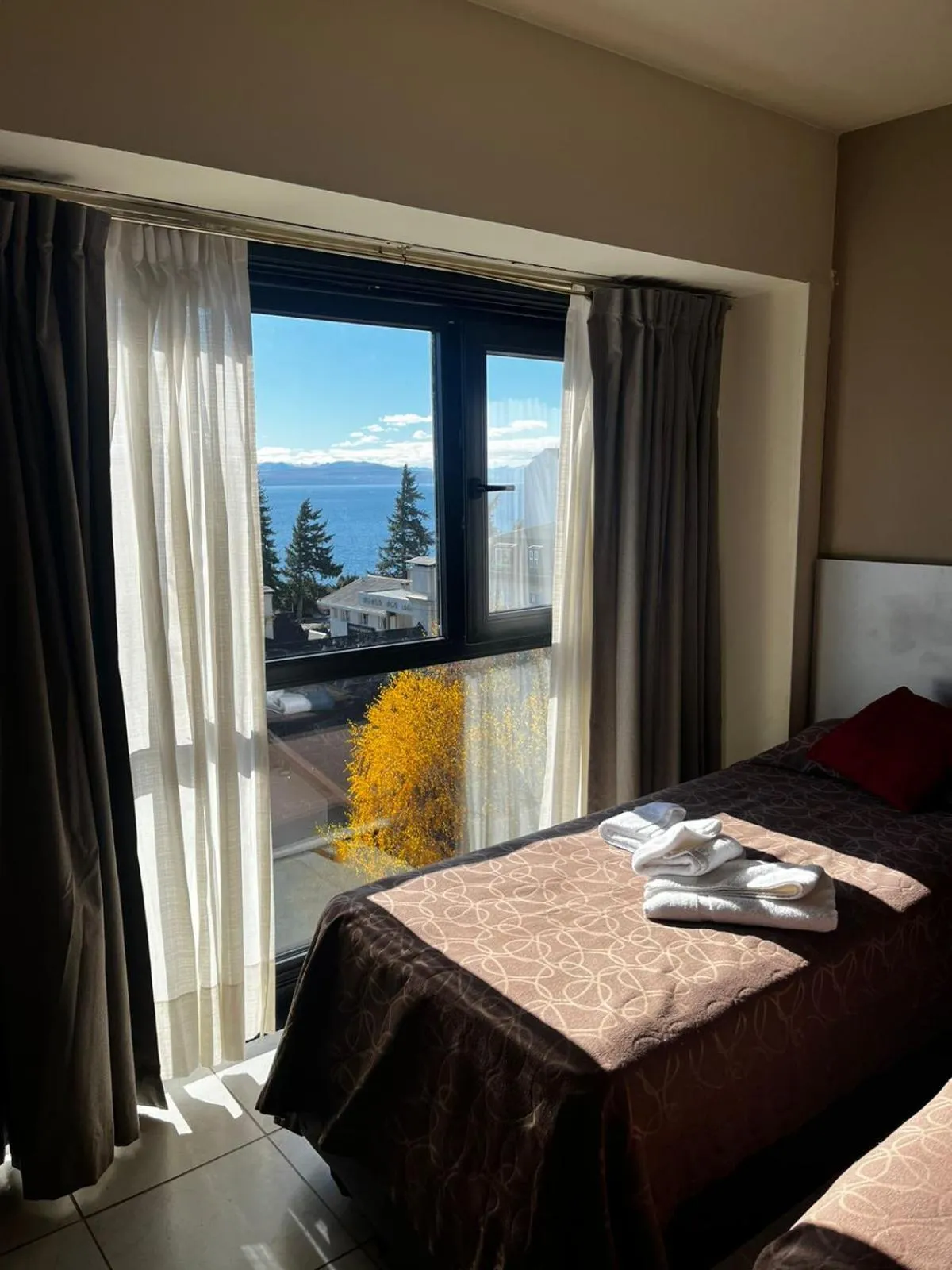 Bed in Hotel Internacional