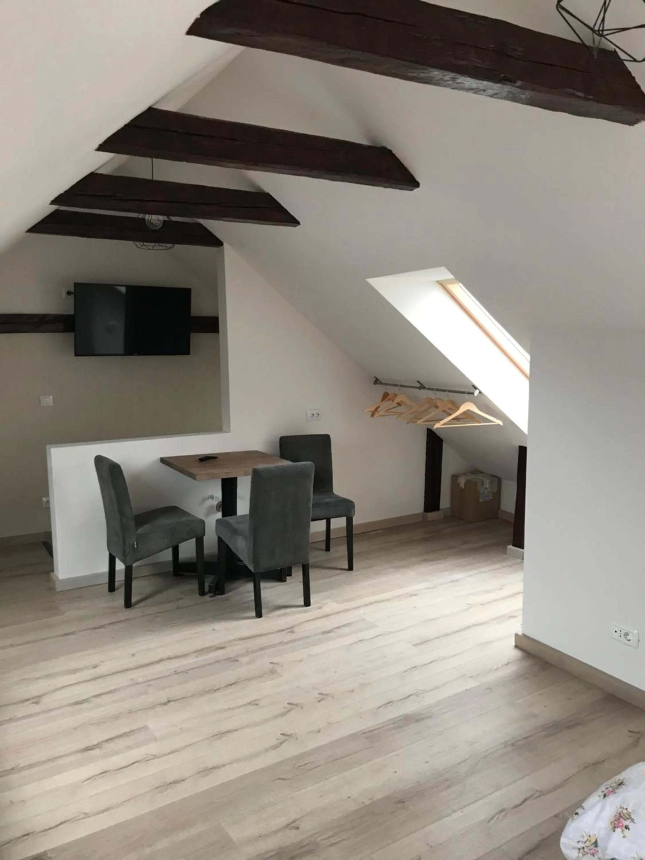 Nightclub / DJ in House 54