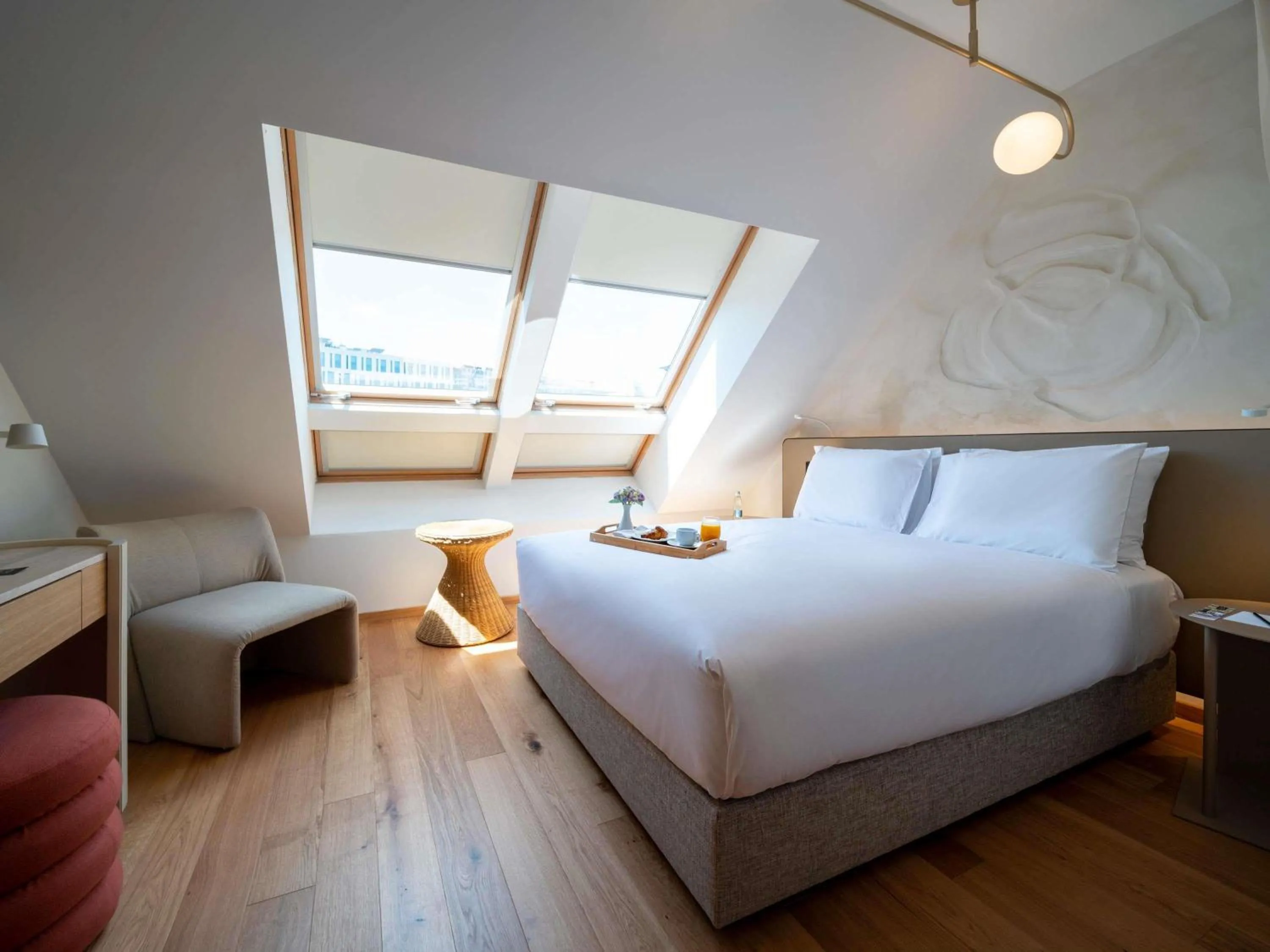 Bedroom, Bed in Maison Sofia - MGallery