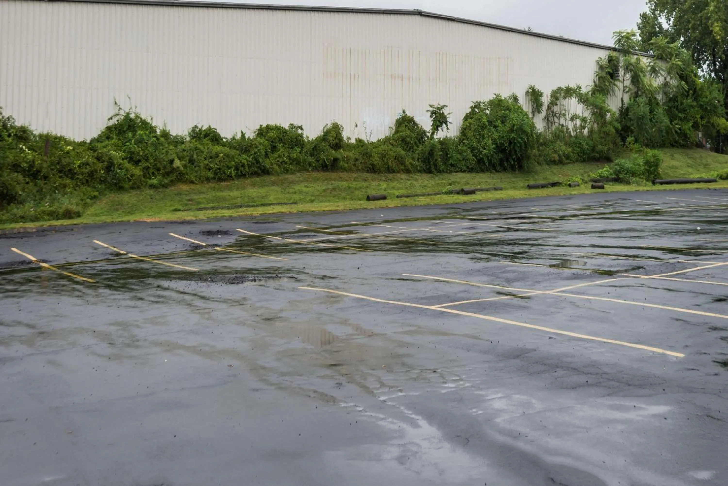 On site in Super 8 by Wyndham Hartford