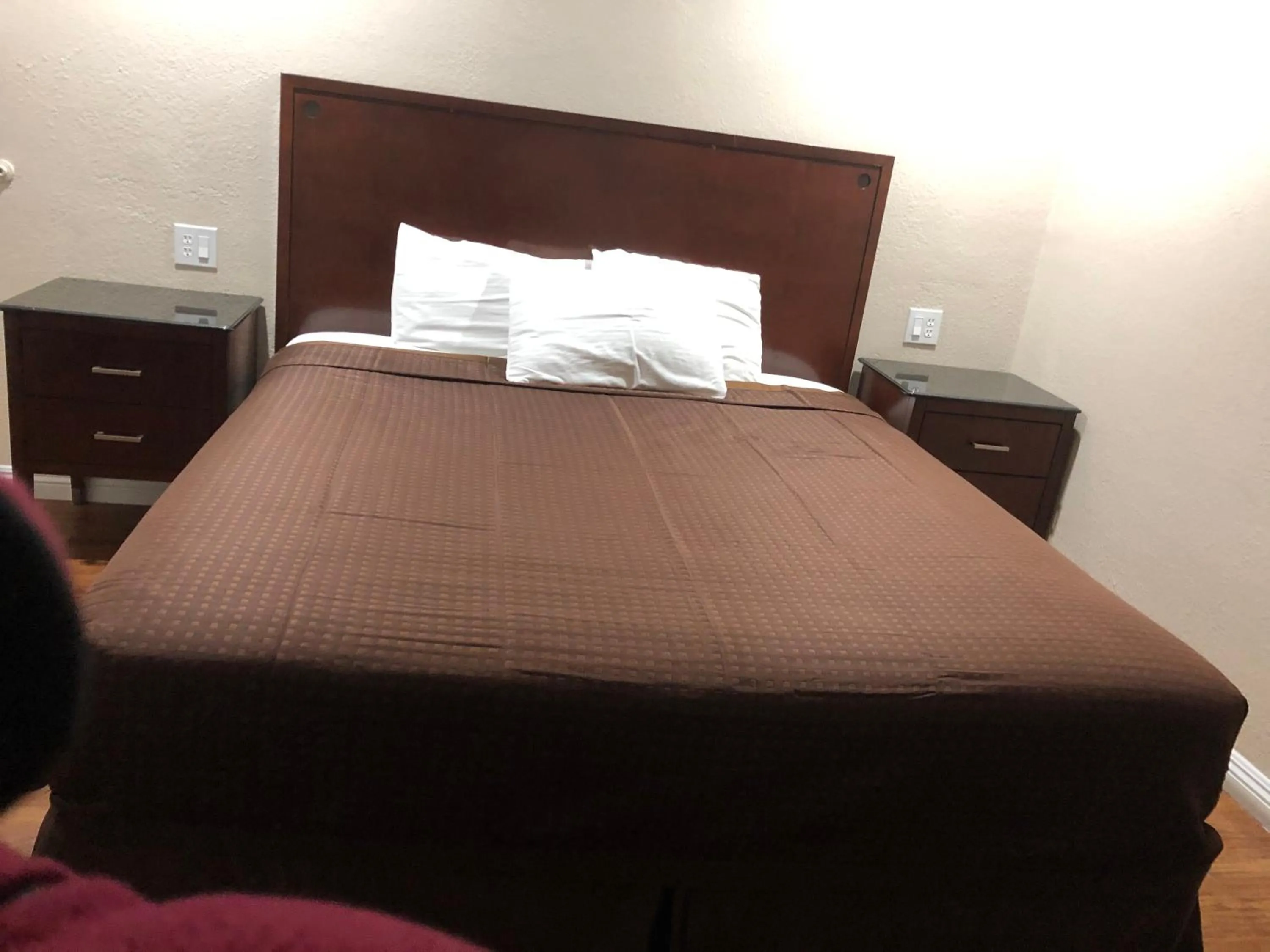 Bed in American Inn