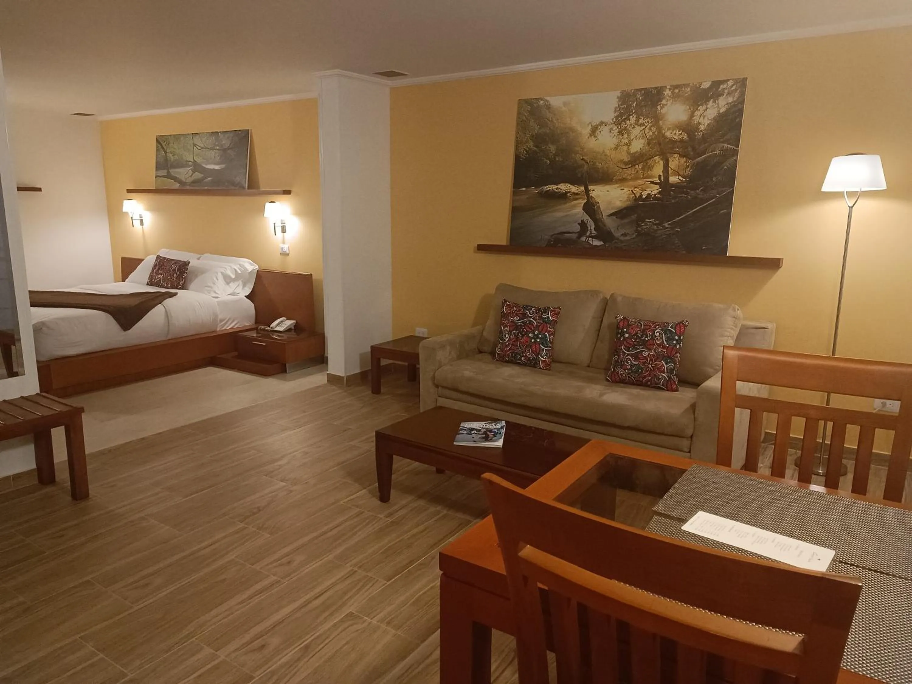 Bed in Hotel Boutique Confort Suites