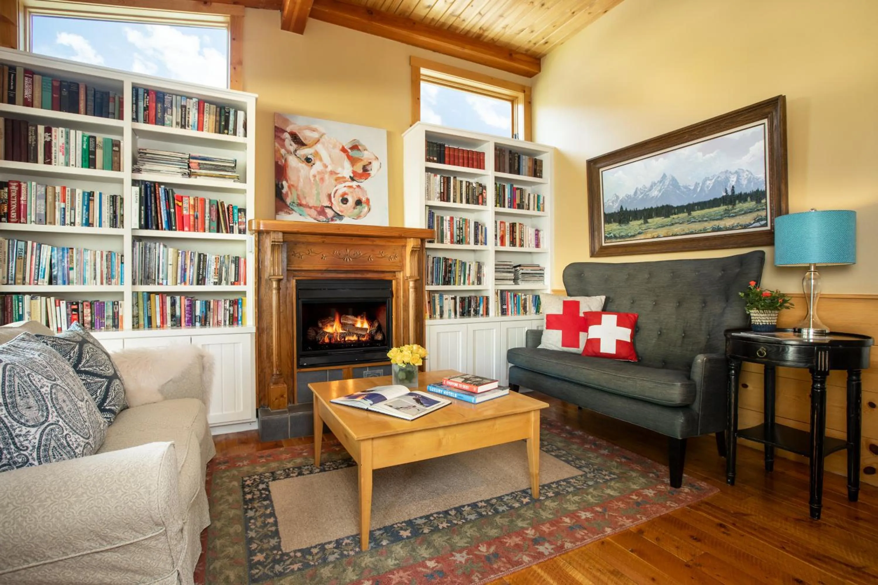 Communal lounge/ TV room in The Alpine House