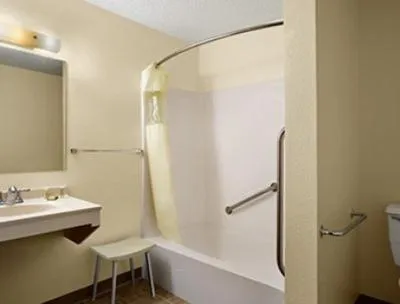 Bathroom in Super 8 by Wyndham Canon City
