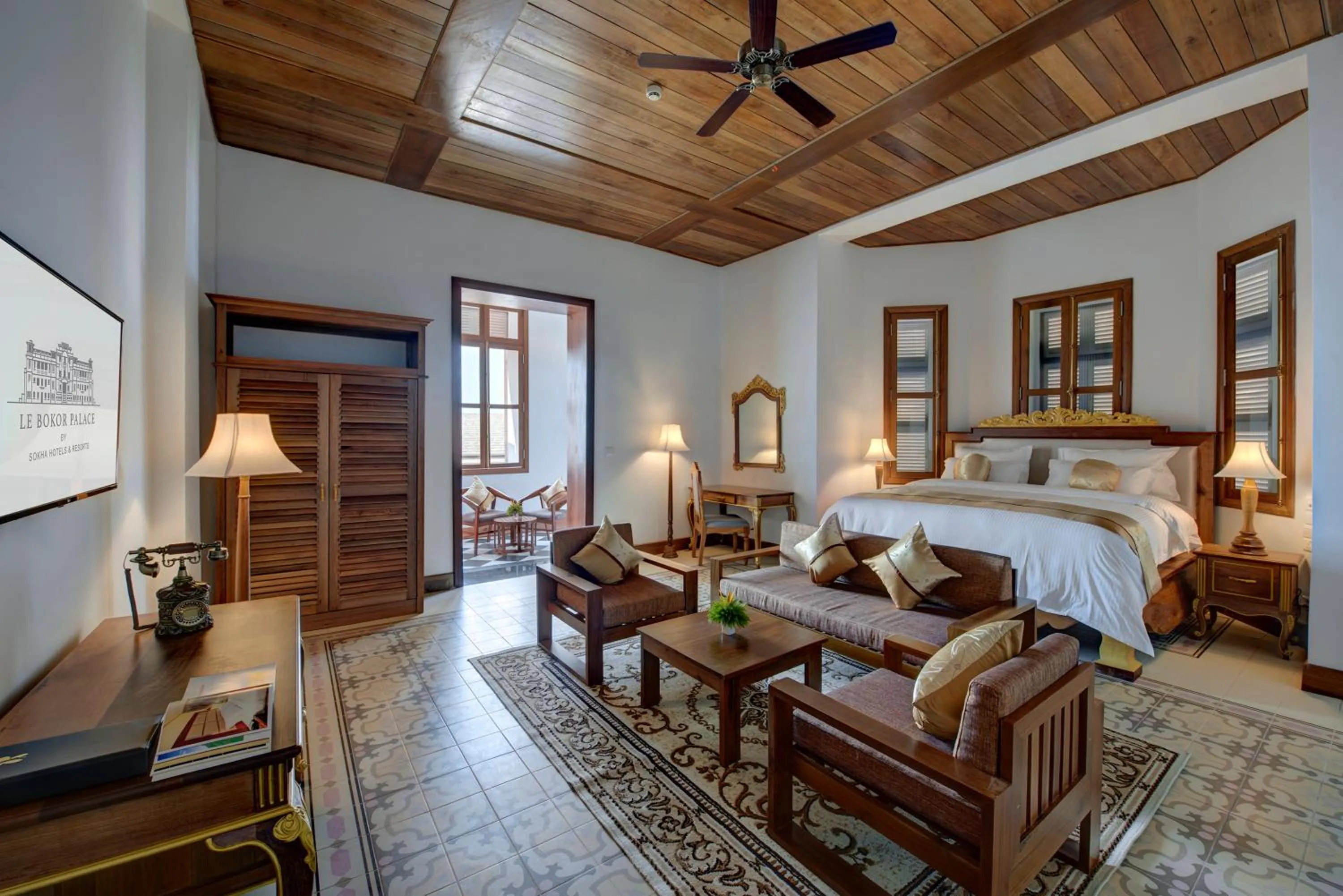 Bedroom, Bed in Le Bokor Palace