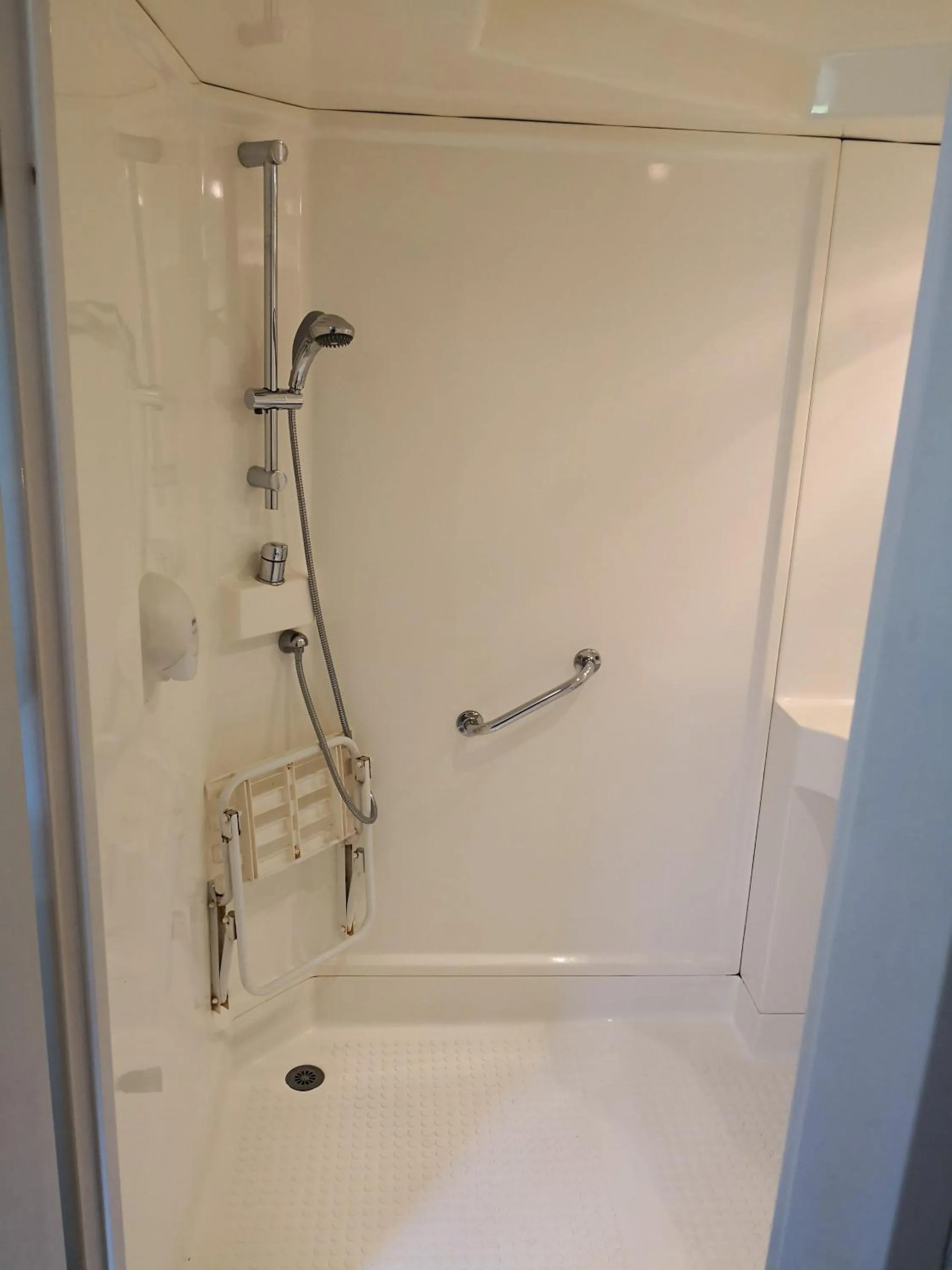 Bathroom in Quick Palace St Jean De Vedas - A709