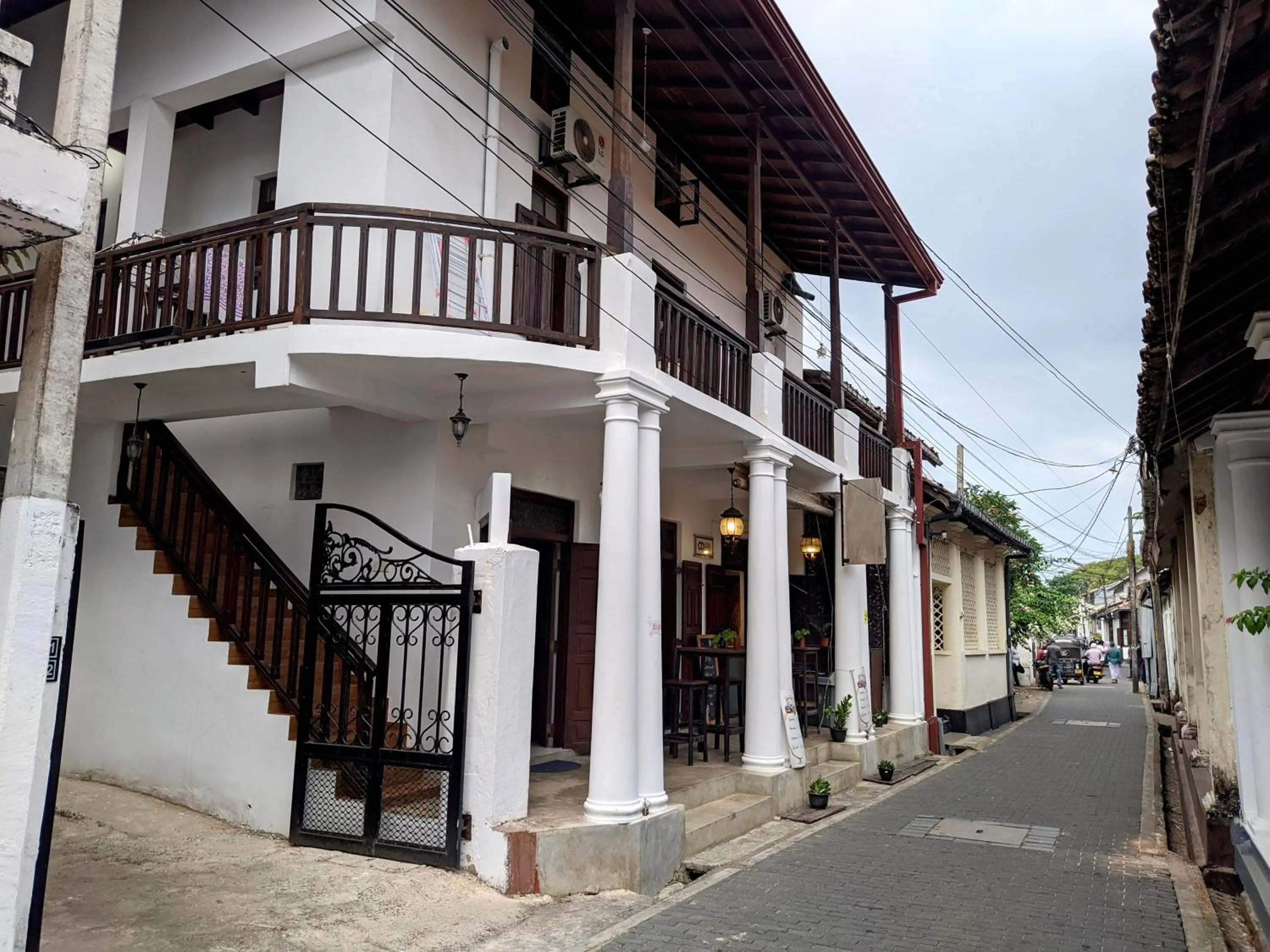 Property building in Lighthouse Guest