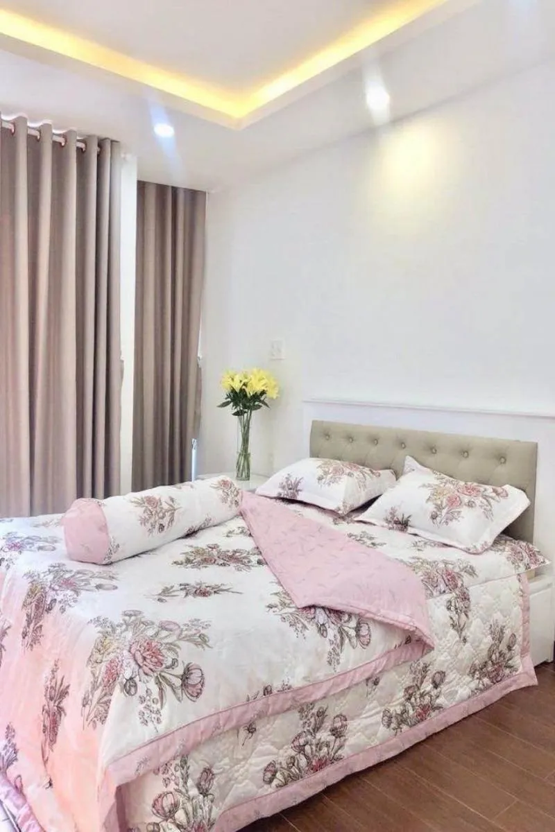 Bed in Tropical House