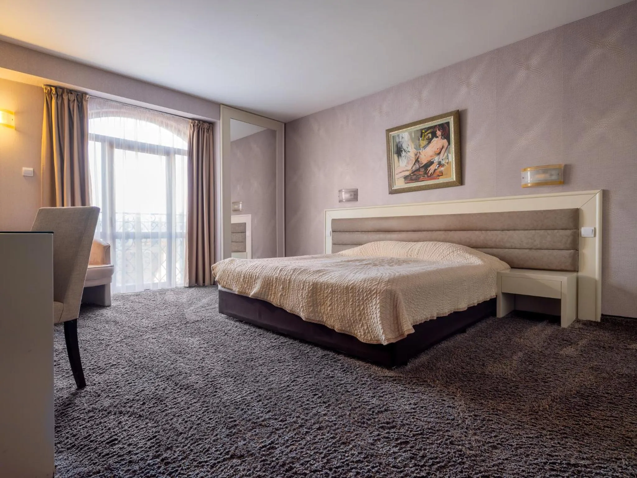 Bed in Hotel Concorde