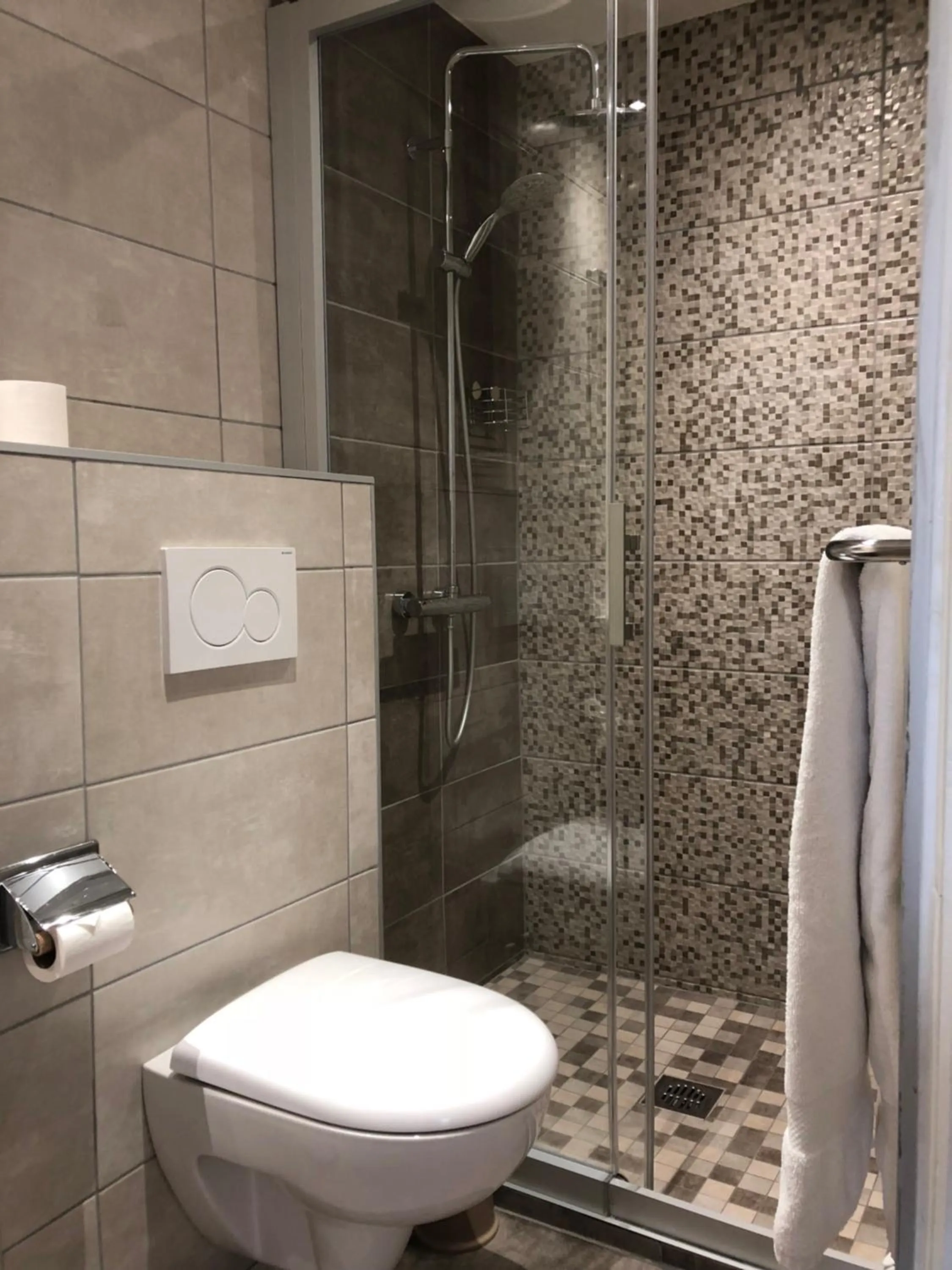 Bathroom in Les Tilleuls Montbeliard Sud Audincourt