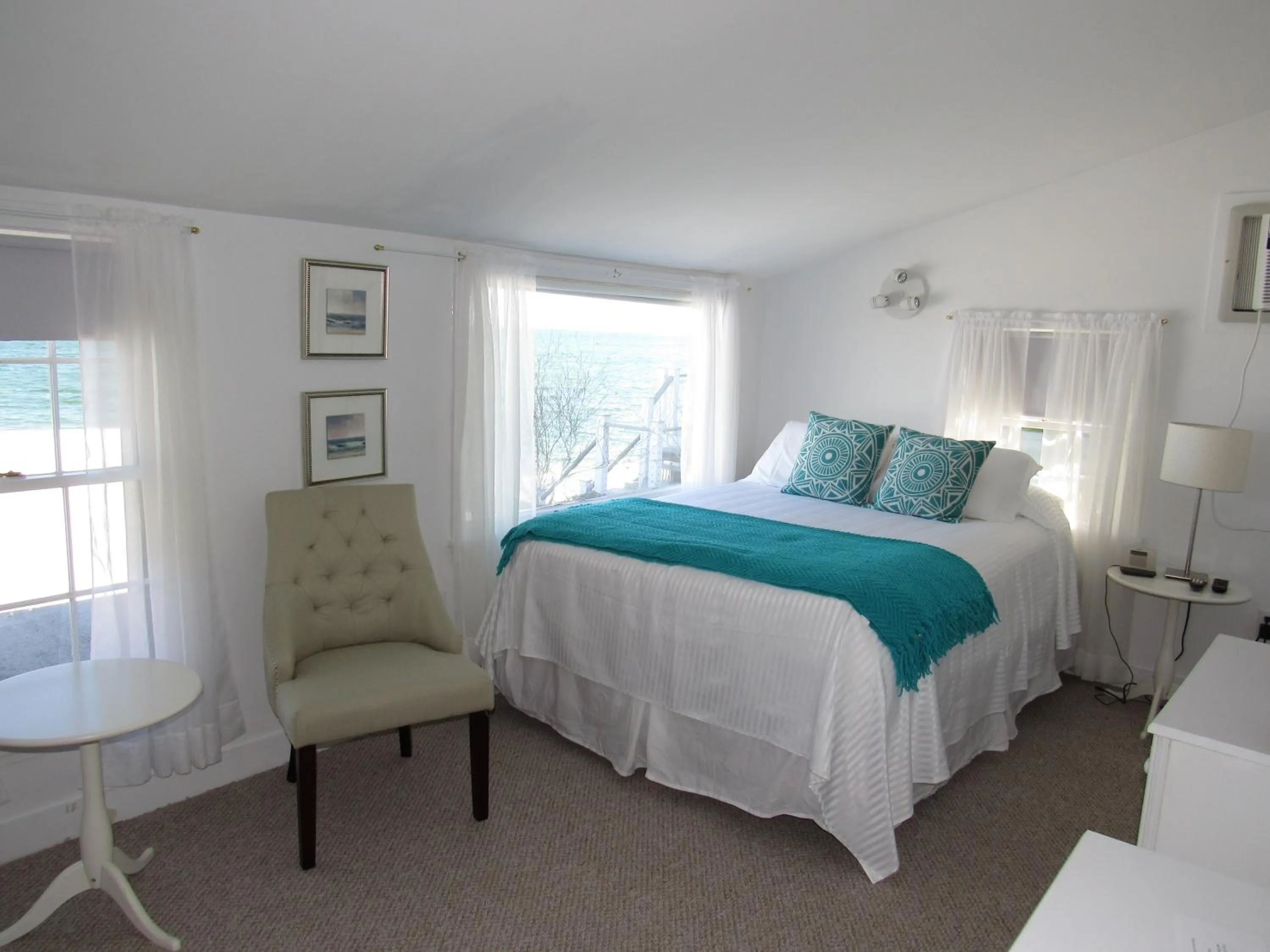 Day, Bed in The Masthead Resort