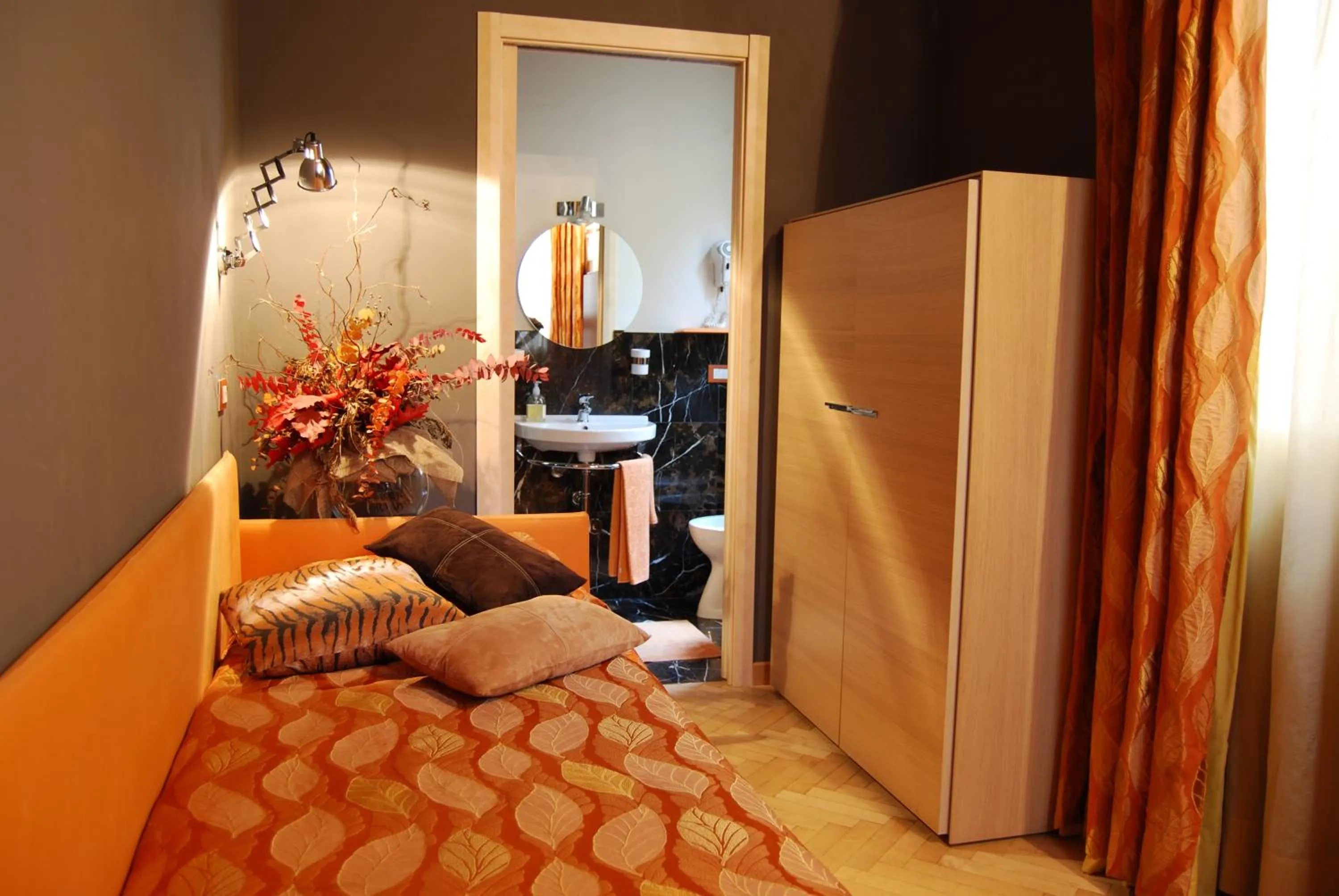 Decorative detail, Bed in Residenza San Faustino