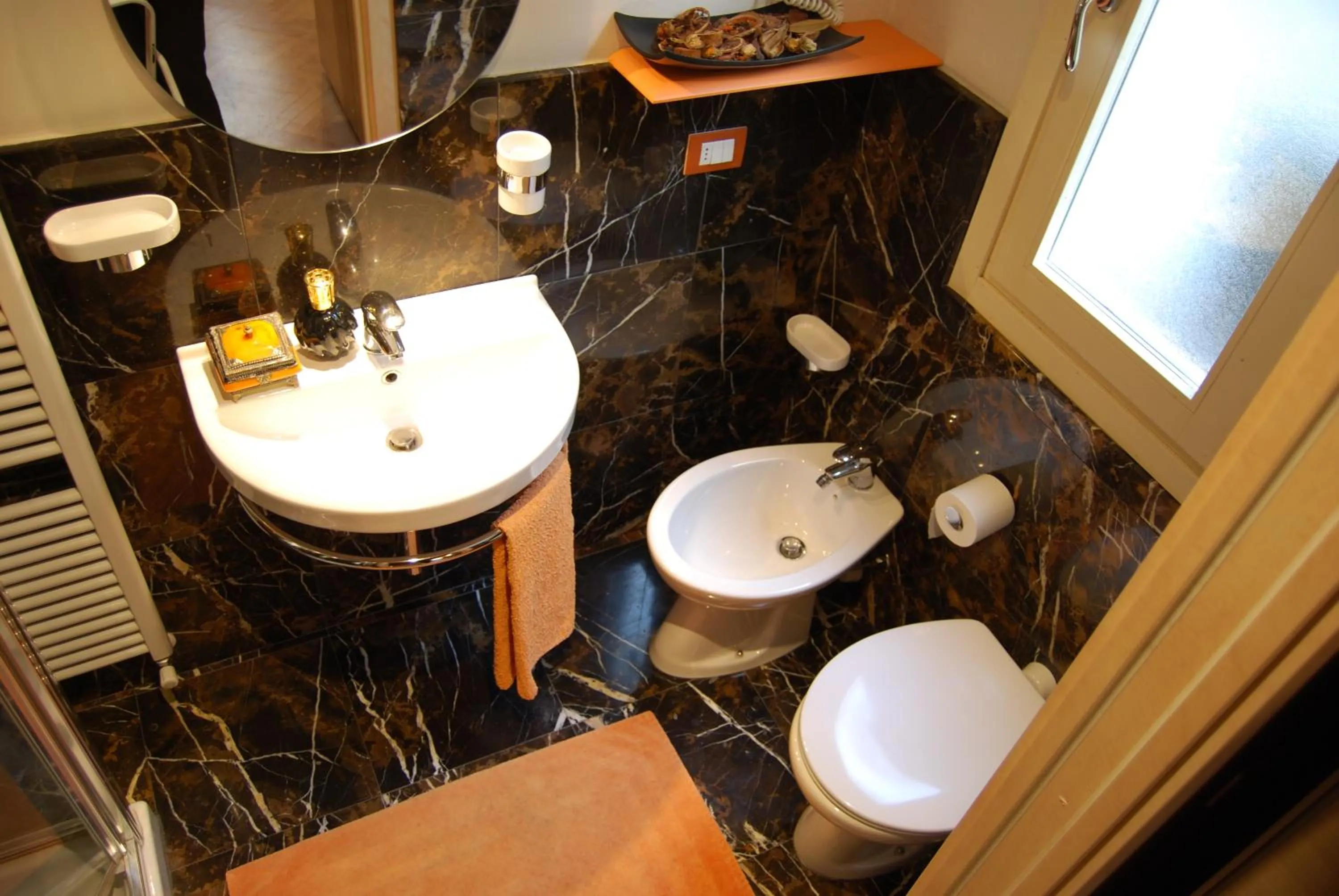 Toilet in Residenza San Faustino