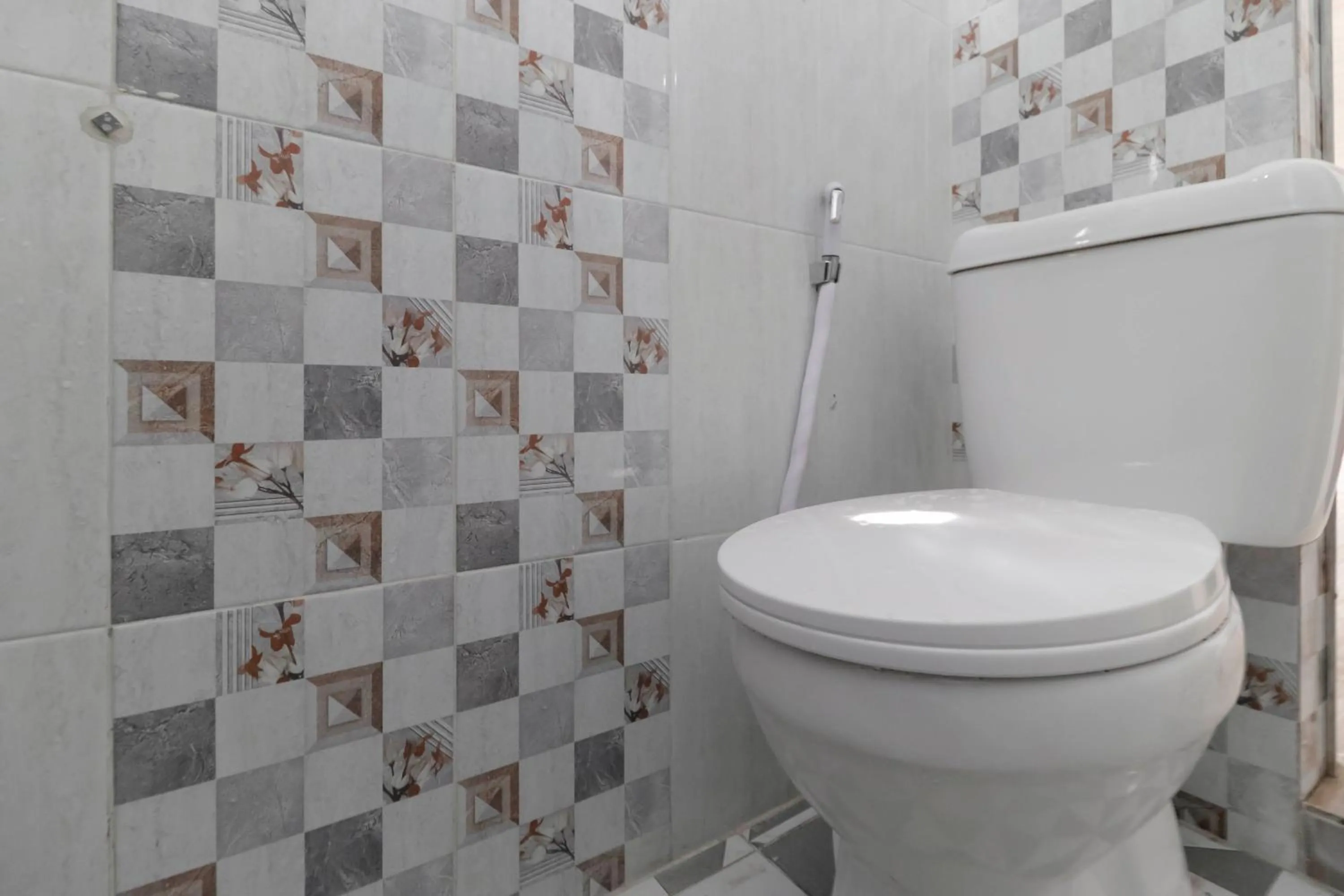 Bathroom in RedDoorz Plus near RS Royal Prima Medan