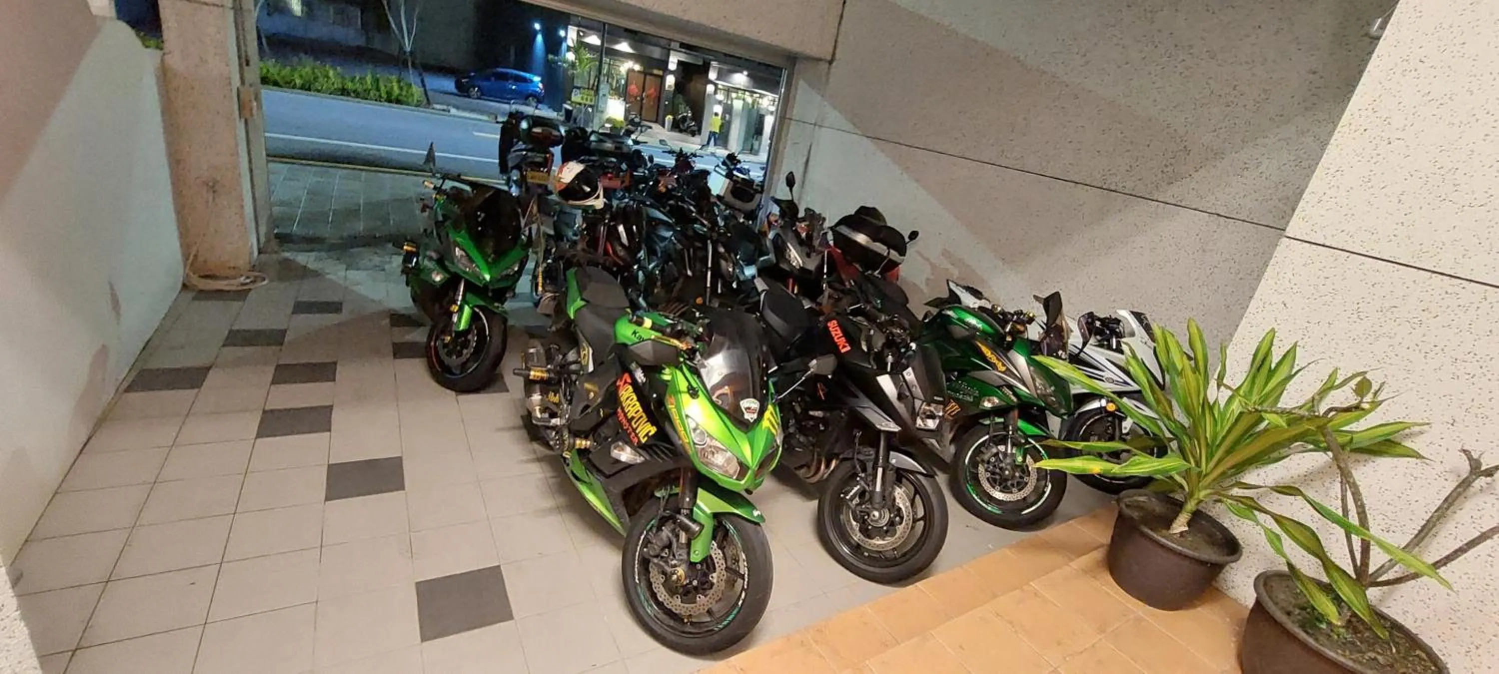 group of guests in Trip Village-Hulk's Homestay