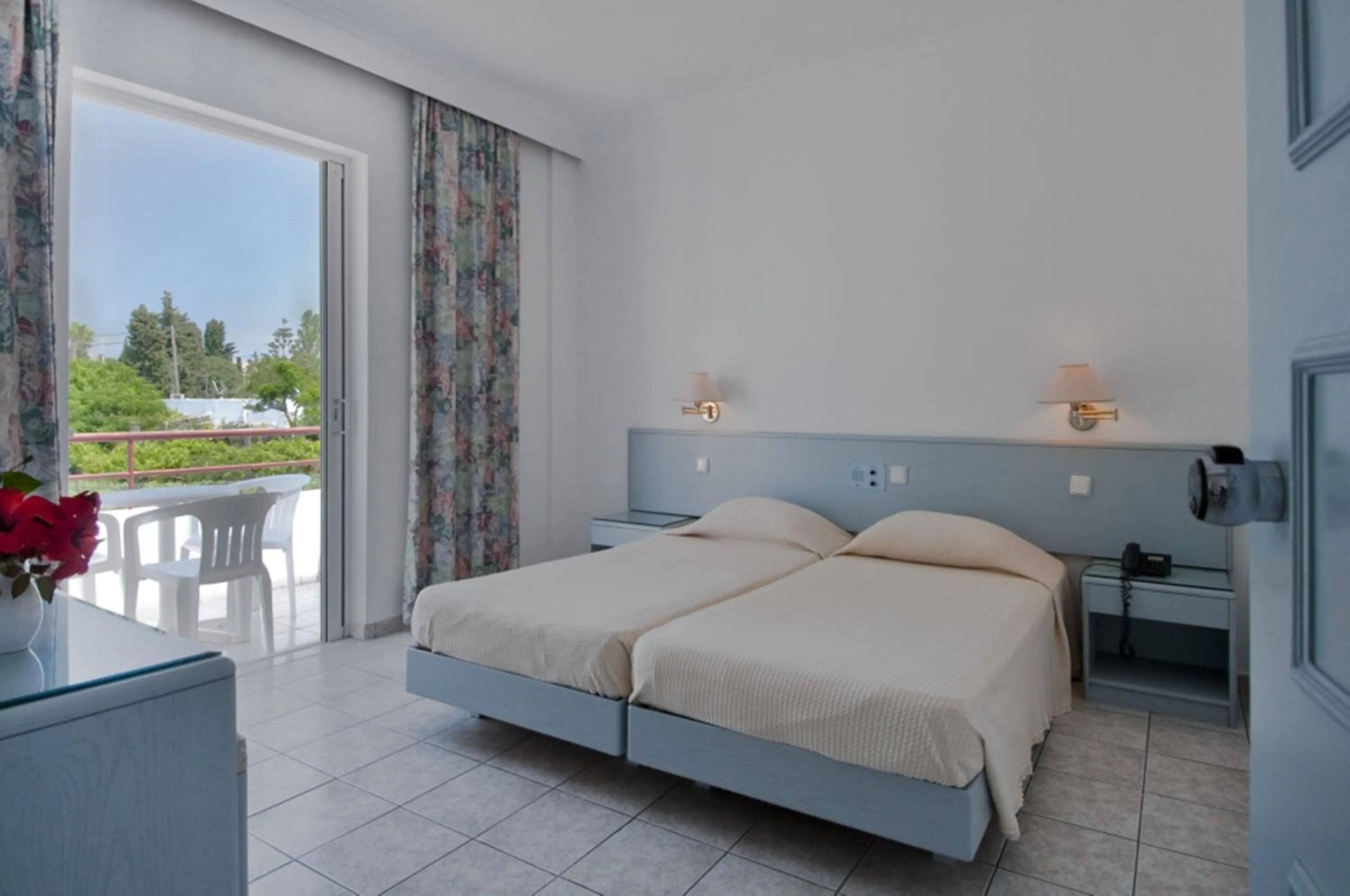 Bedroom, Bed in Alexandra Beach