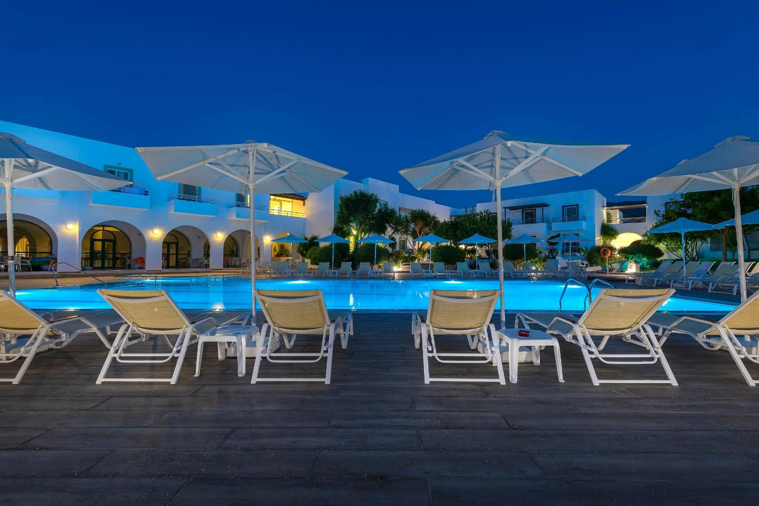 Swimming pool in Alexandra Beach