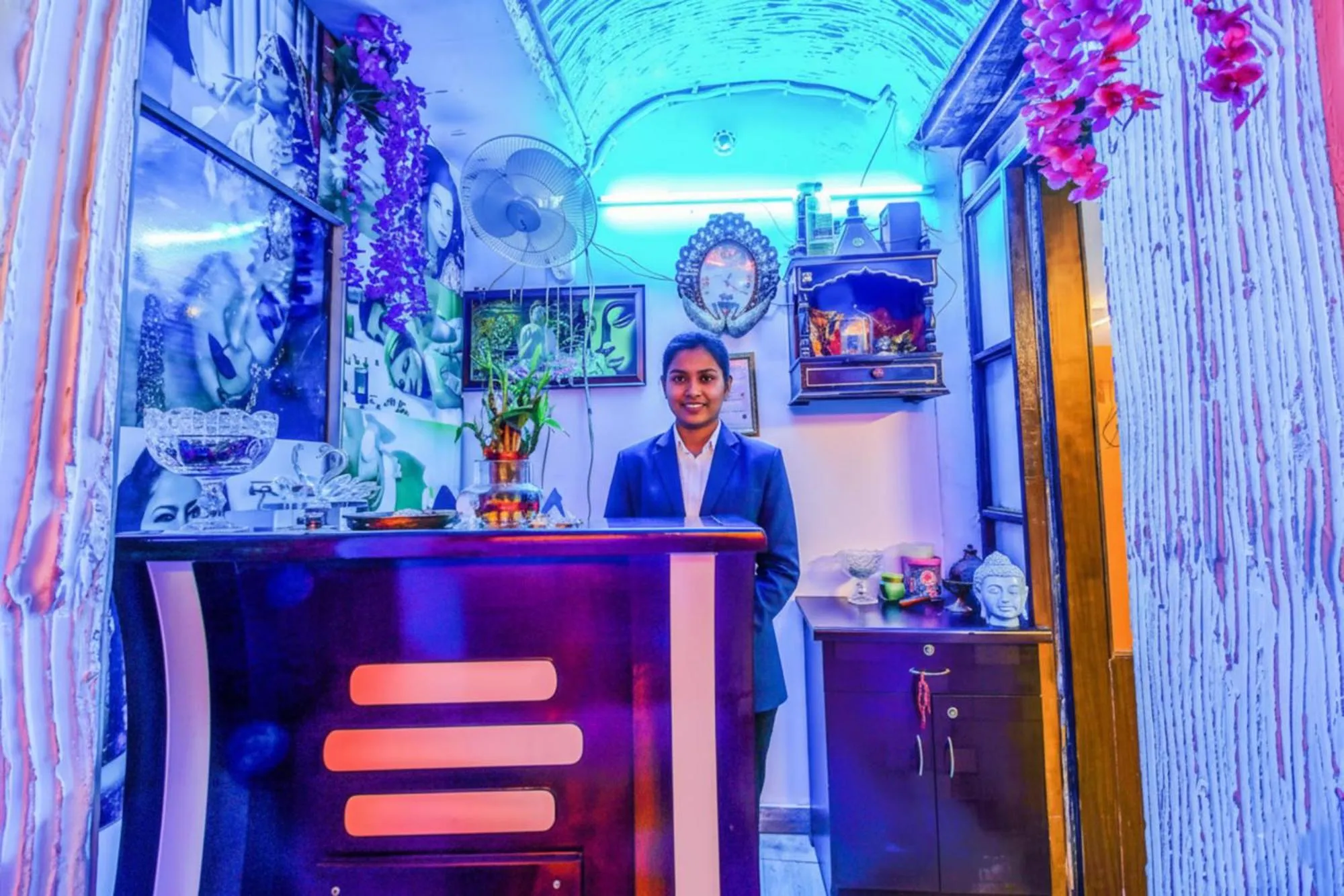 Lobby or reception in FabHotel White Klove - Nr New Delhi Railway Station