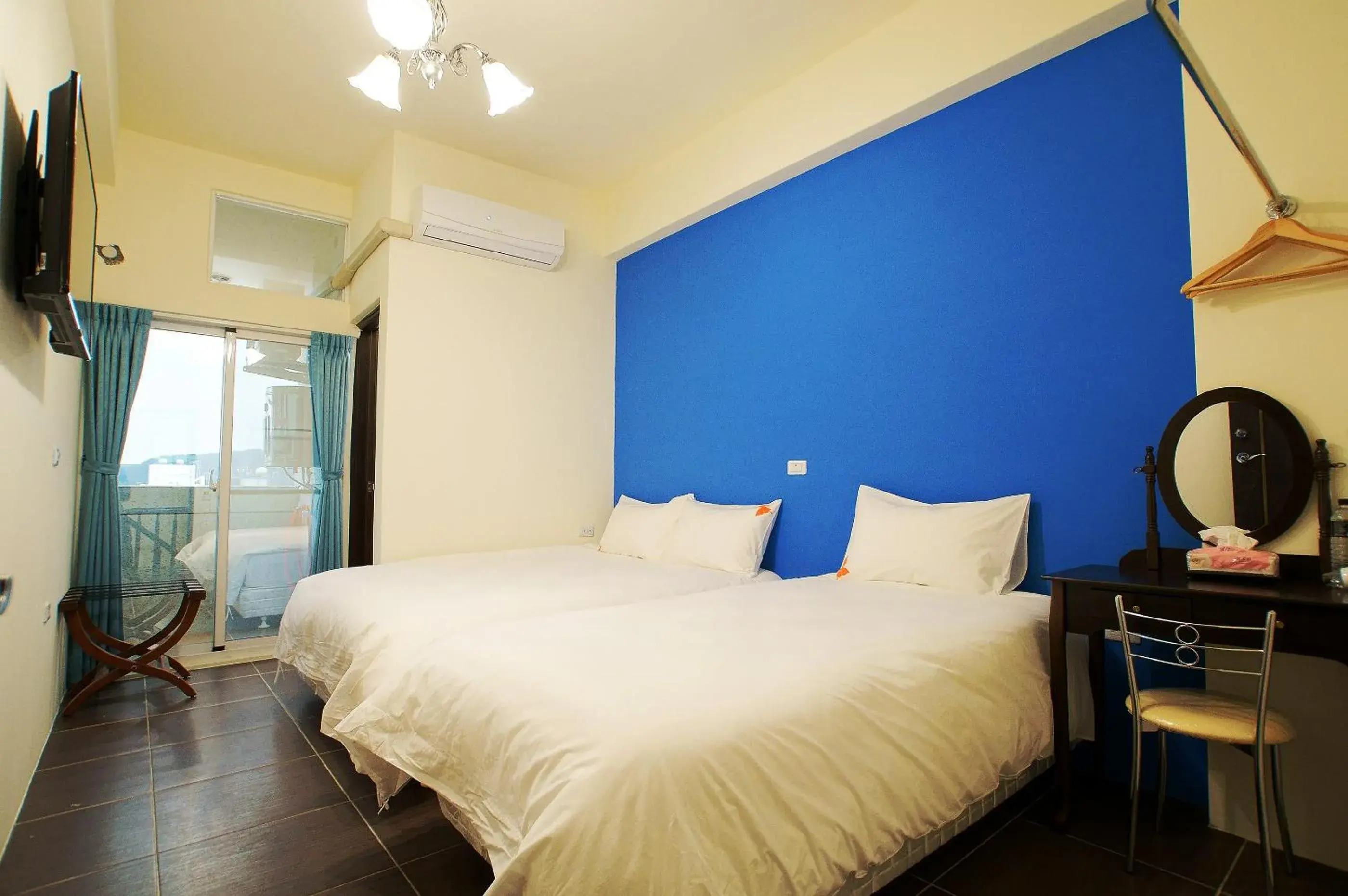 Triple Room with Balcony in Trip Village-Taitung Trip Triple Room with Balcony in Trip Village-Taitung Trip